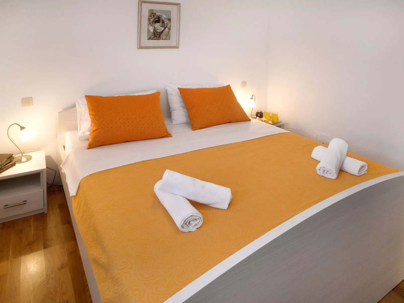 In Kastel Sucurac mit Parkplatz-Binnen