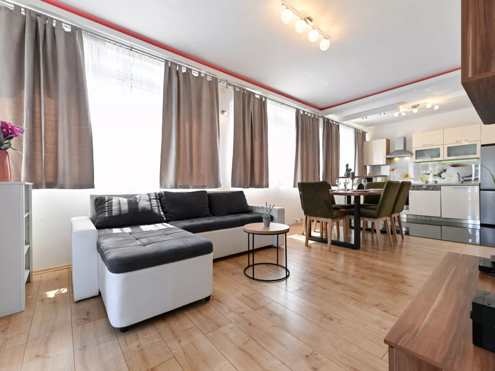 Charmantes Ferienhaus in Donje Rastane-Binnen