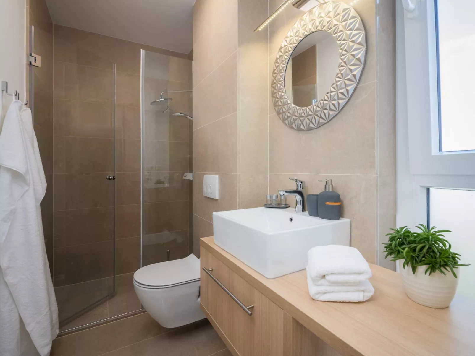 Semper Vivum Villa-Image-tags.info