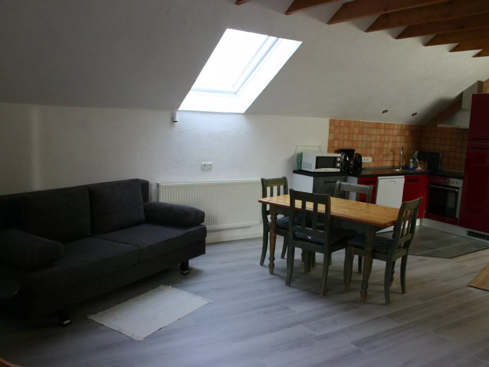 Helle Ferienwohnung in Mehren mit Eigenem Garten-Binnen