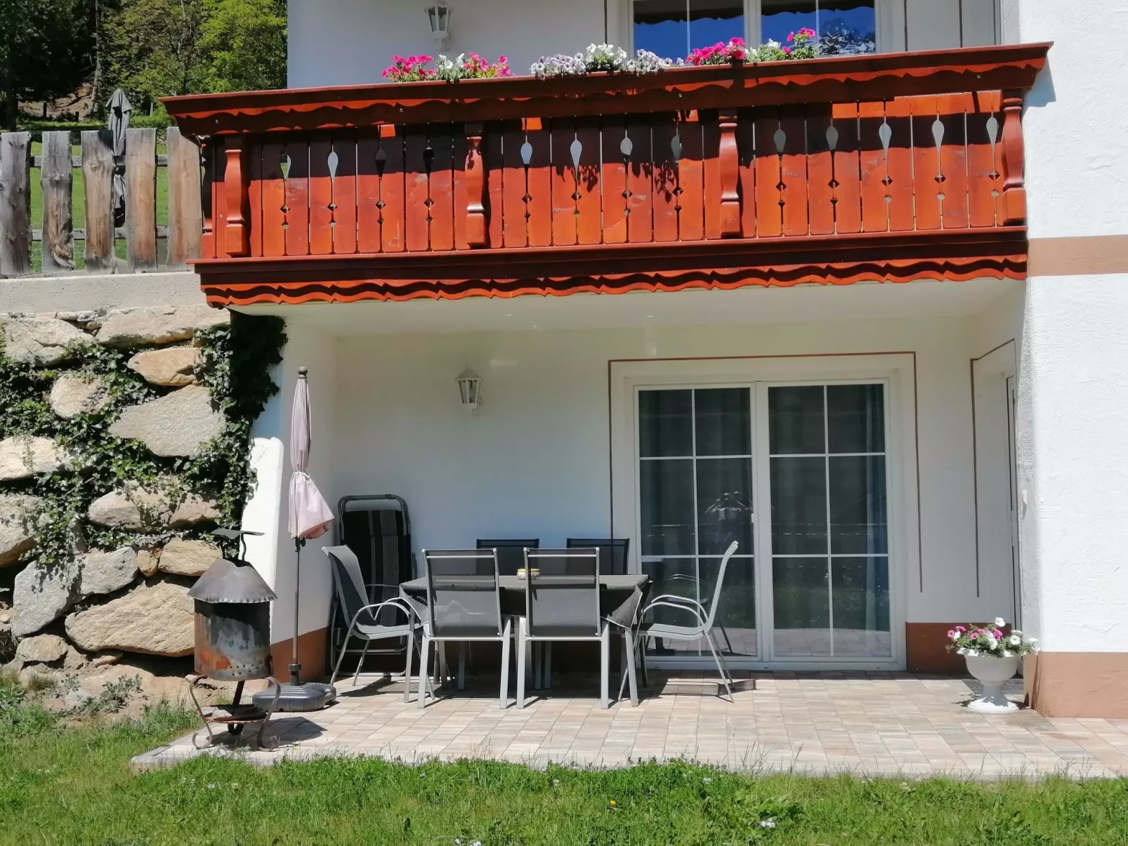 Wohnung Michaela in Flattach-Buiten