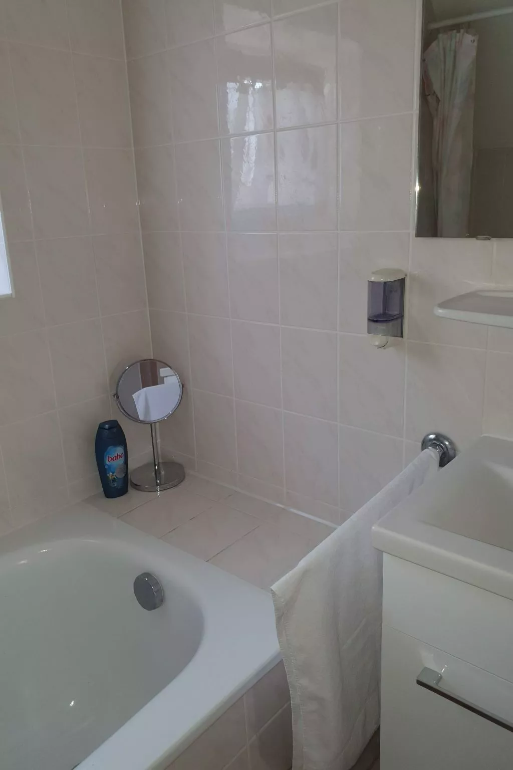 Sonniges Ferienhaus in Wagerberg-Binnen