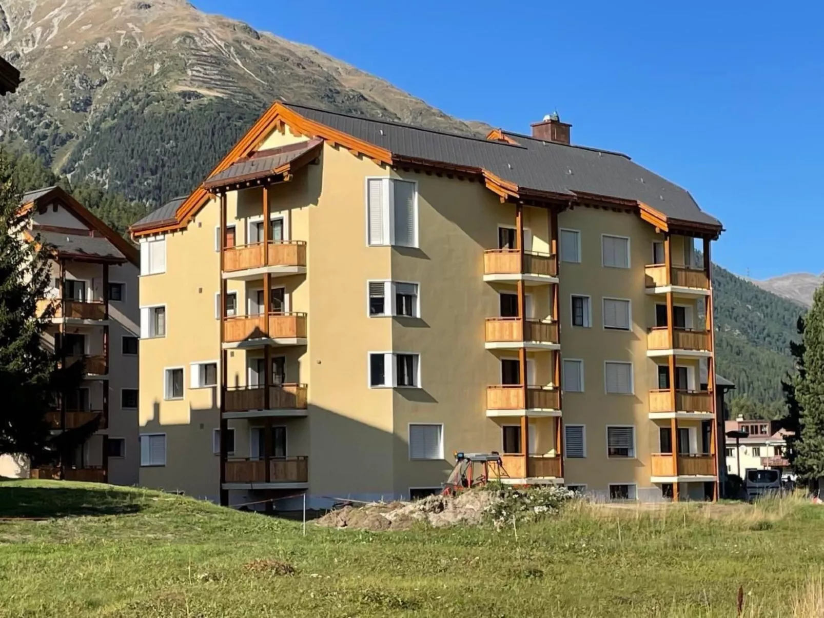 Chesa Champagna-Buiten