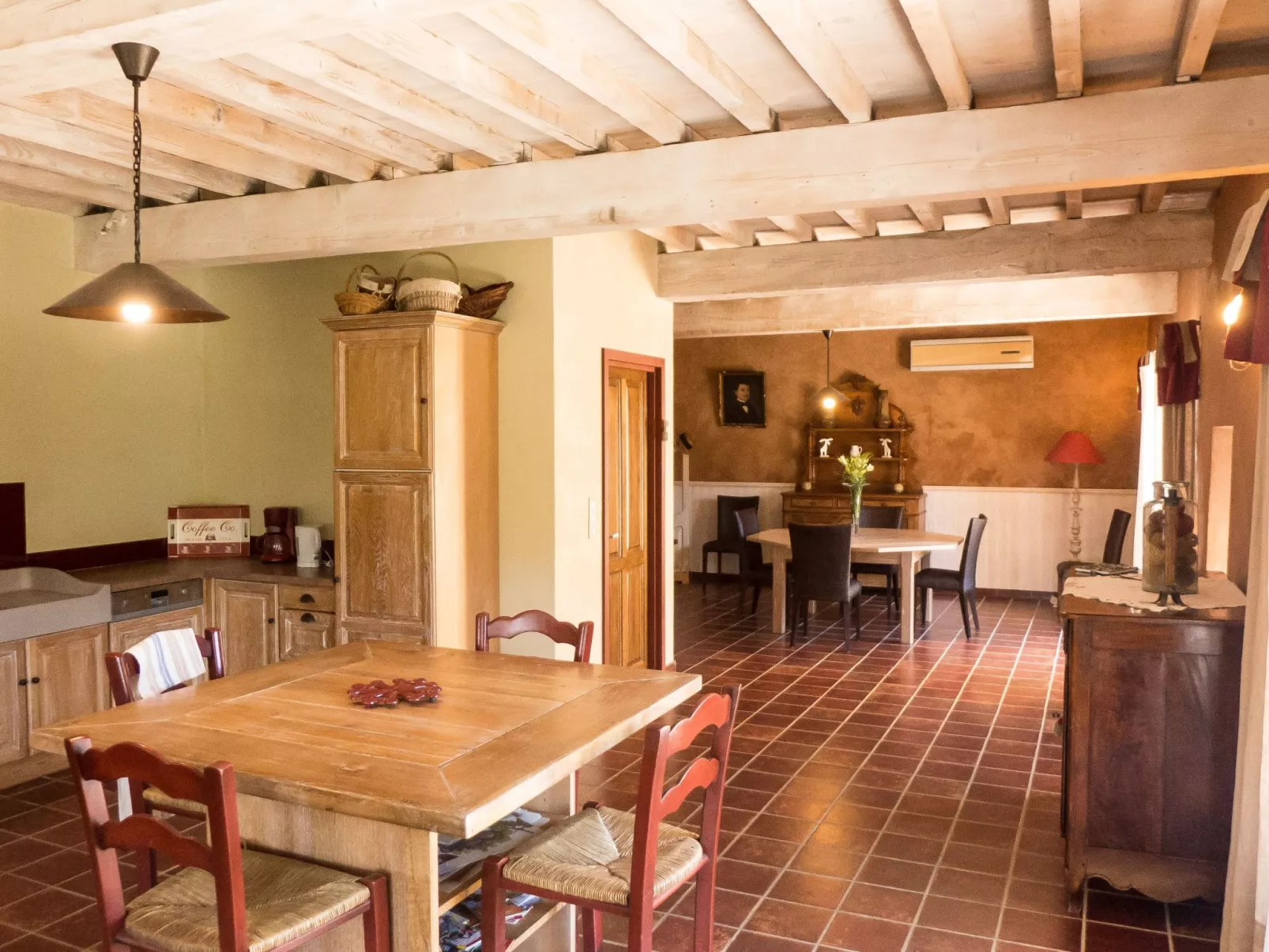 2 hochwertige Mas mit privatem Pool und Blick auf die Landschaft-Binnen