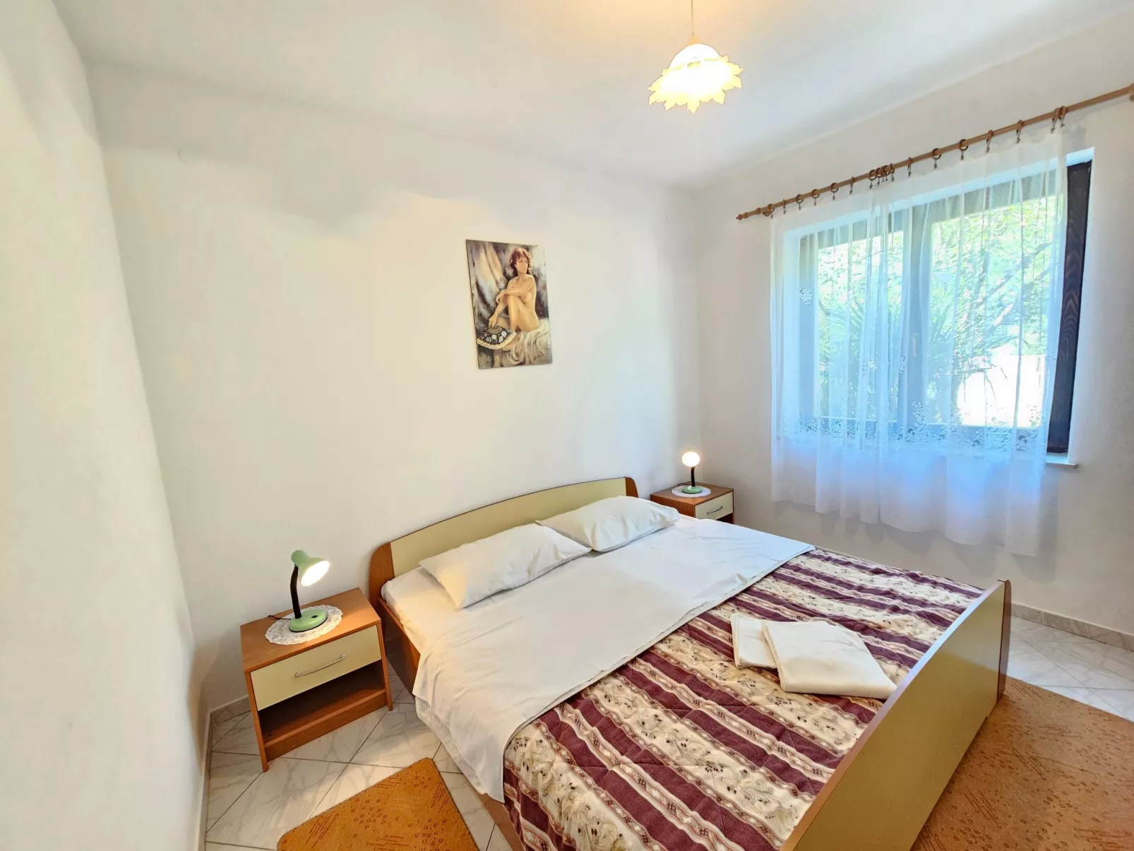 In Novi Vinodolski mit Grill, Terrasse und Garten-Binnen