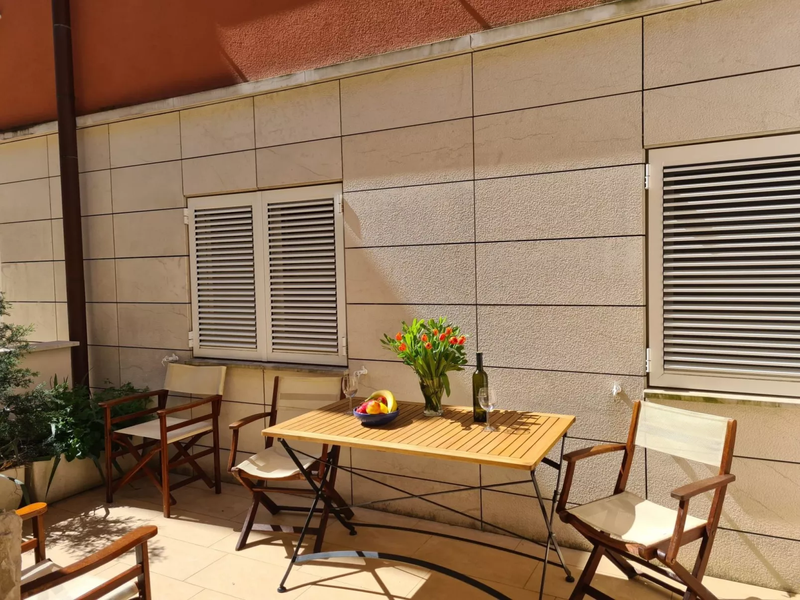 Apartment Golden Sun-Image-tags.info