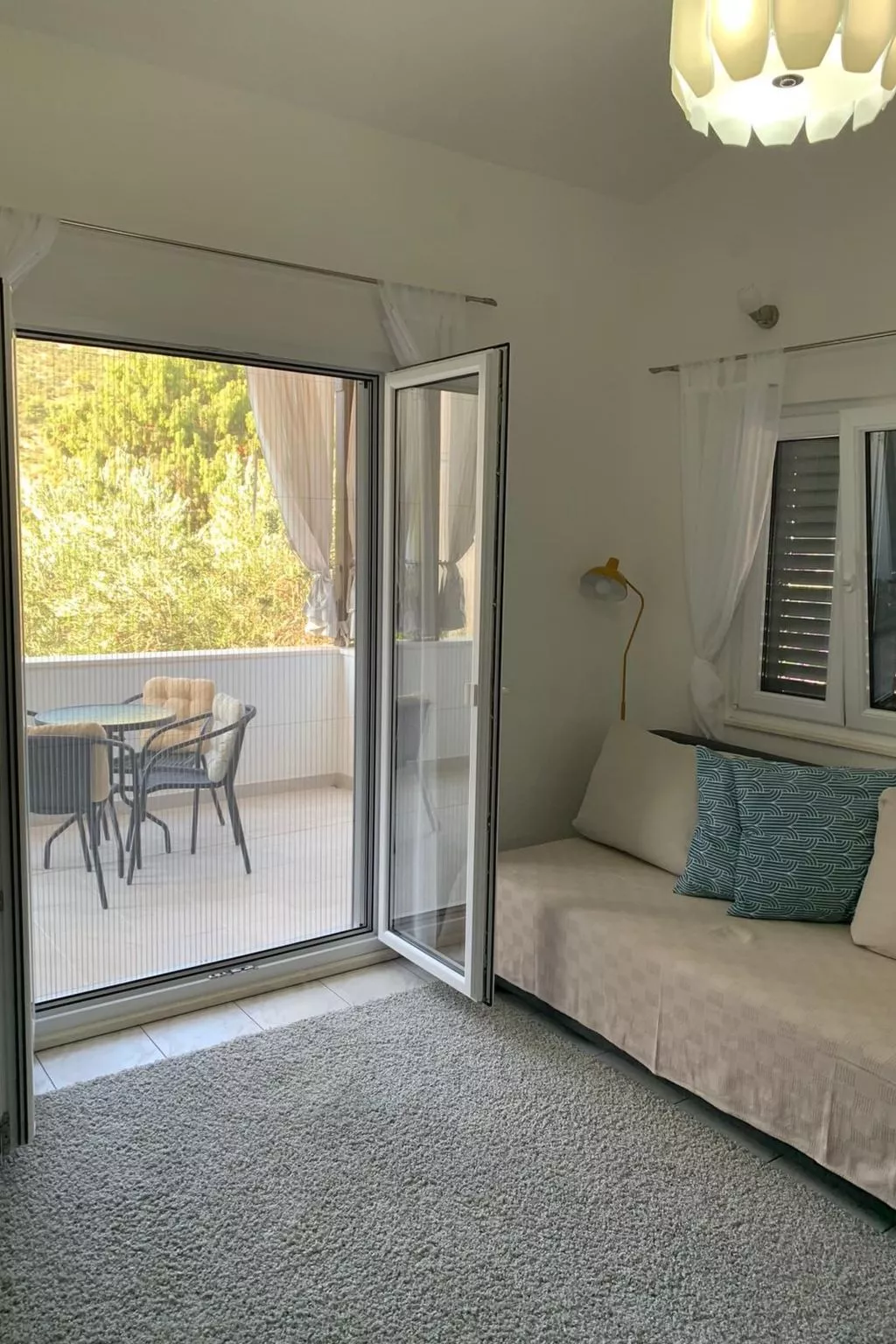 Wohnung "Ivka 1" mit Blick auf das Wasser-Image-tags.info