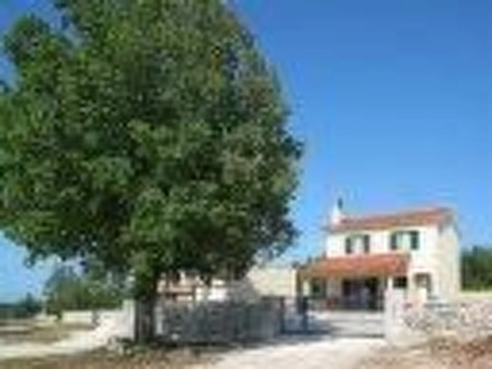 'Villa Grguci' mit eigener Terrasse-Buiten