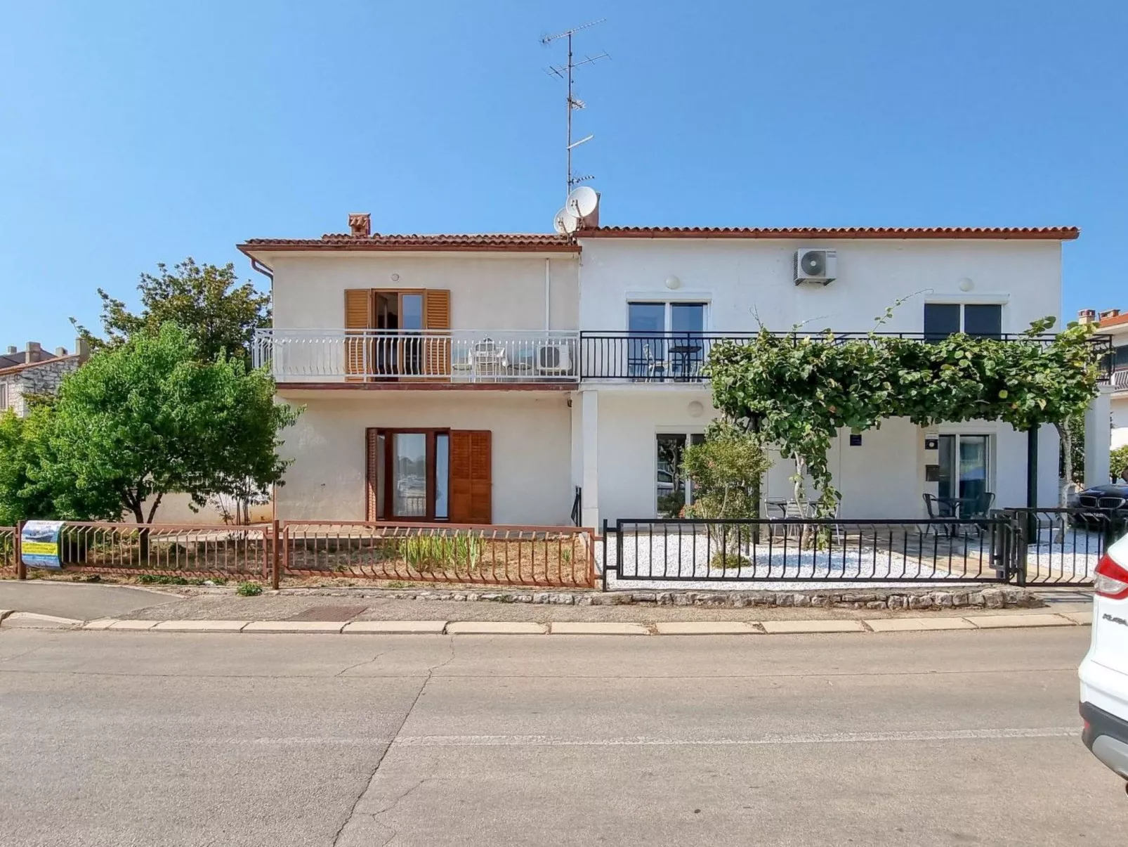 Apartment mit Meerblick für 4 Personen-Buiten