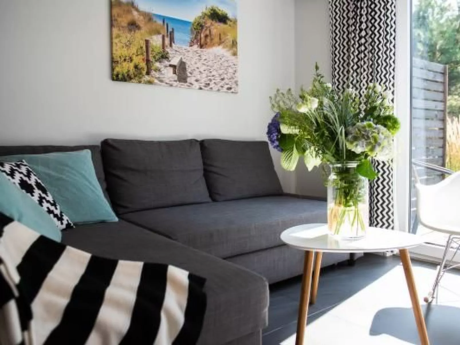 Mit privater Terrasse-Binnen