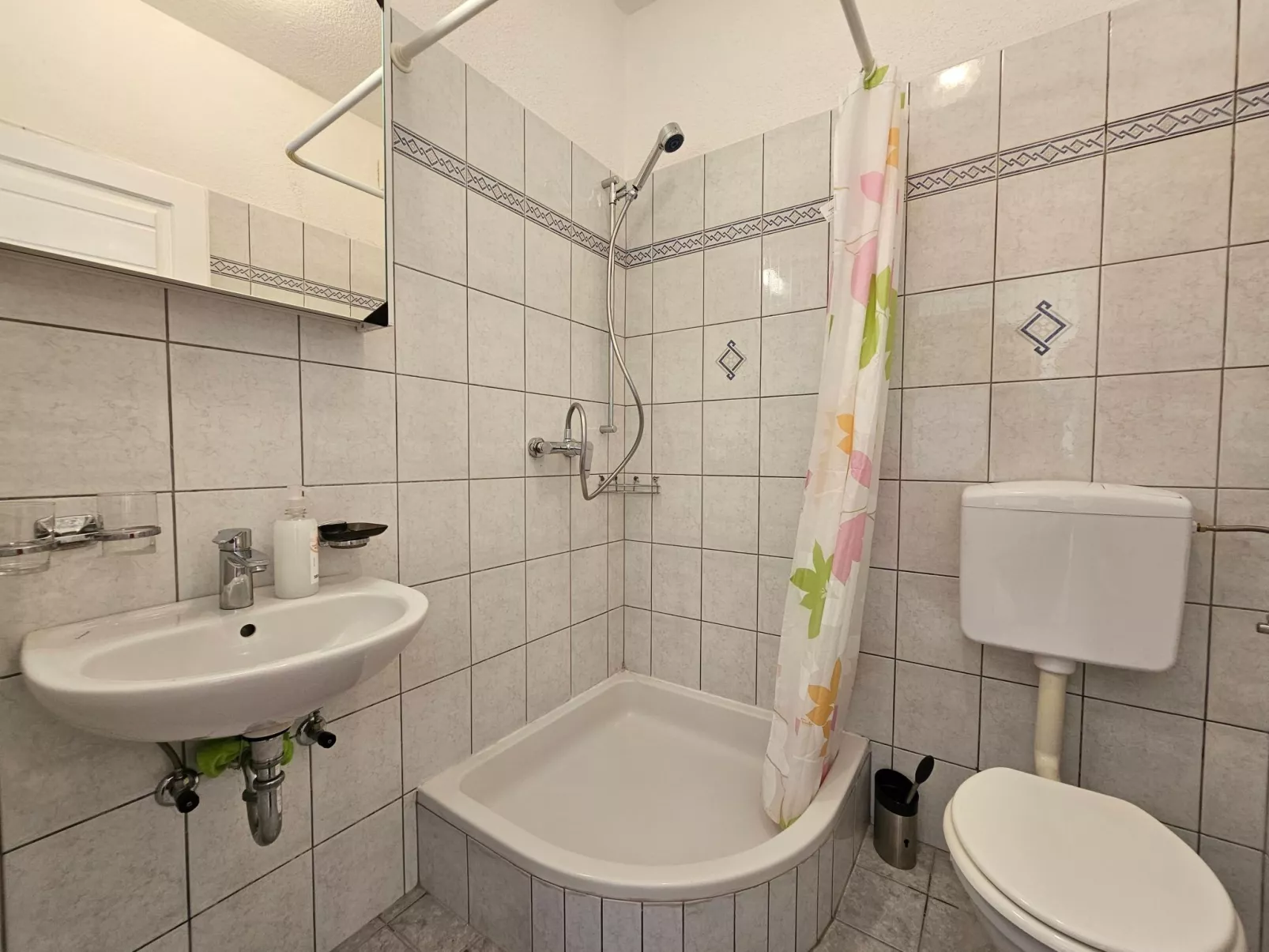 Appartement Studio mit Terrasse-Image-tags.info