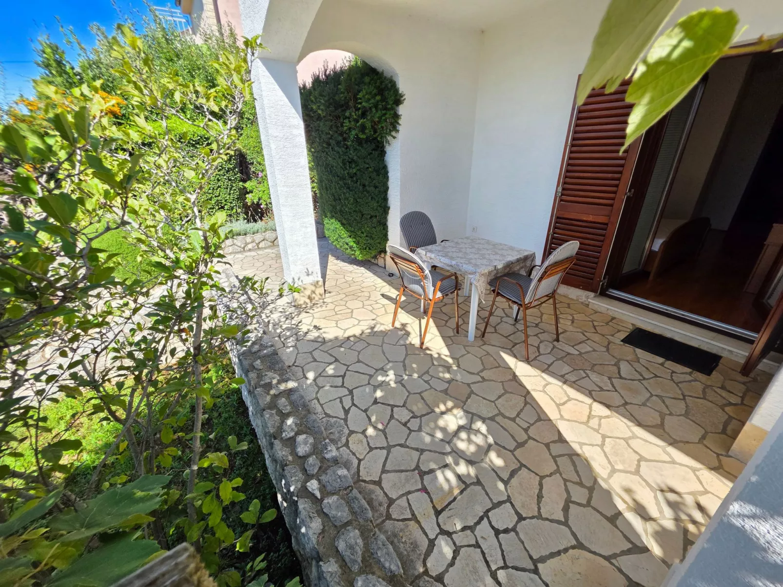 Wohnung in Dramalj mit Terrasse für 2-3 Personen - Buiten