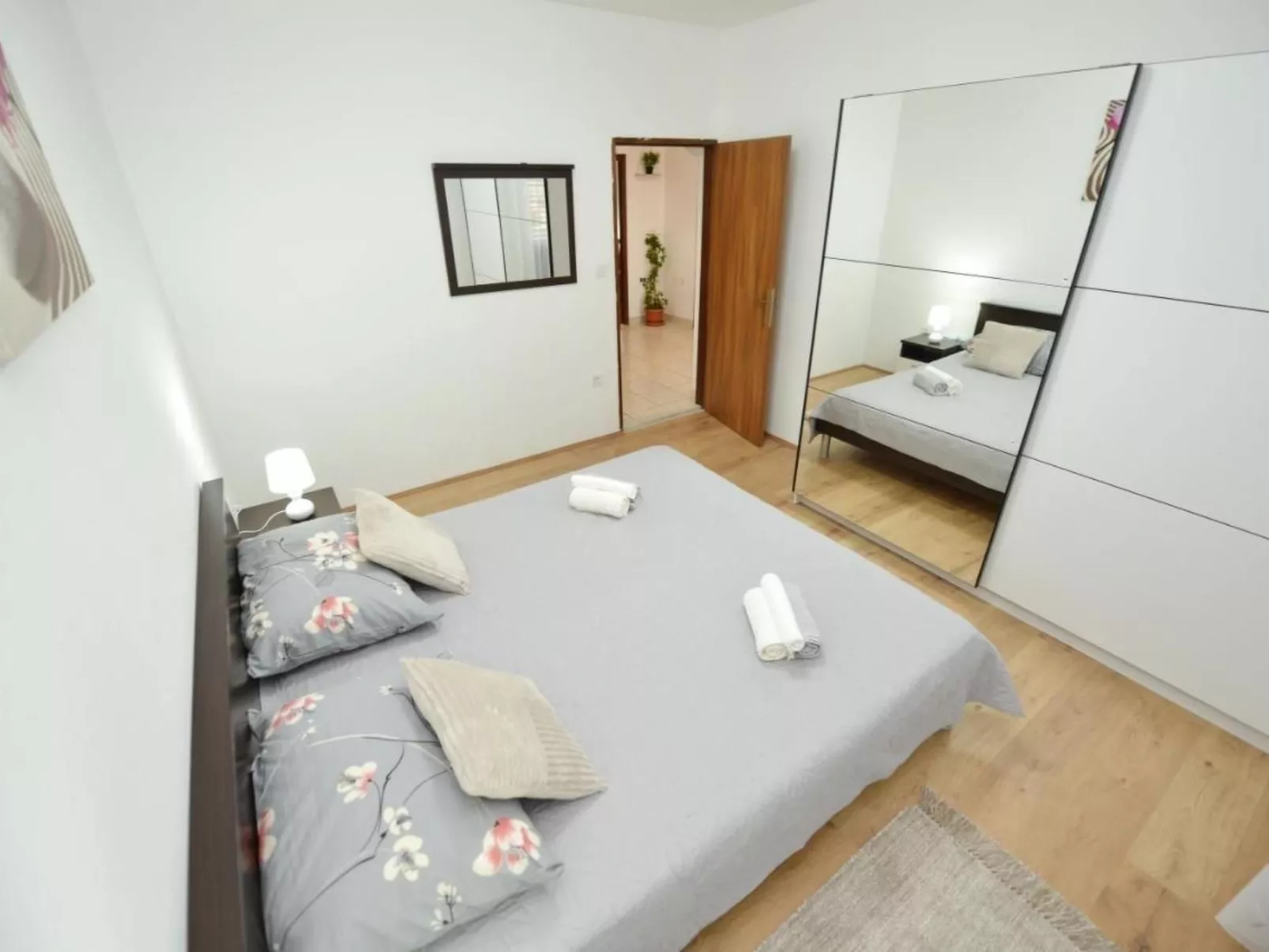 Ariana privater Pool - Agentur TA Leut-Binnen