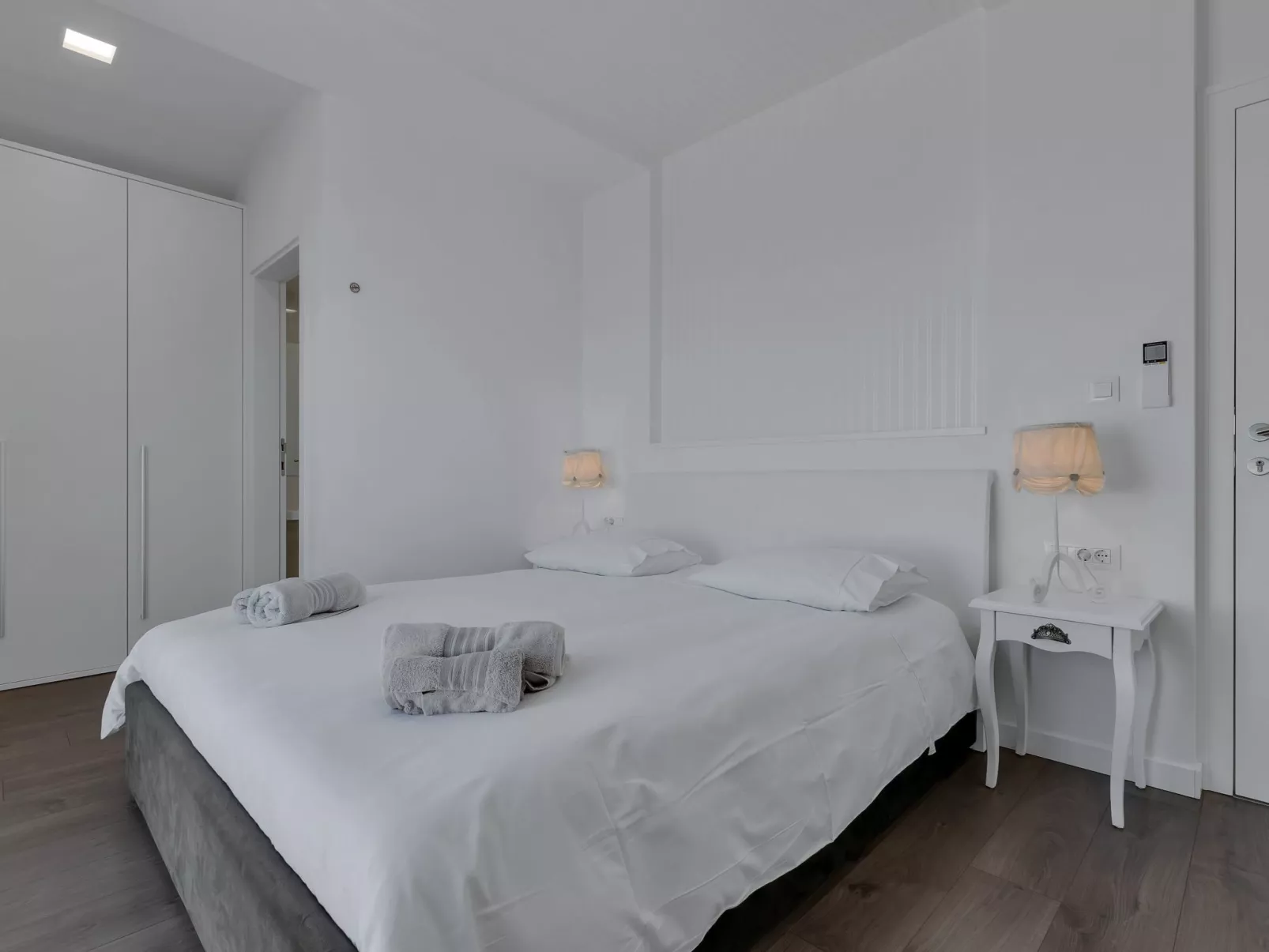 Mit Privatpool für 8 Personen  + 2 Kinder ca. 450 m&sup2; in Bast, Dalmatien (G-Image-tags.info