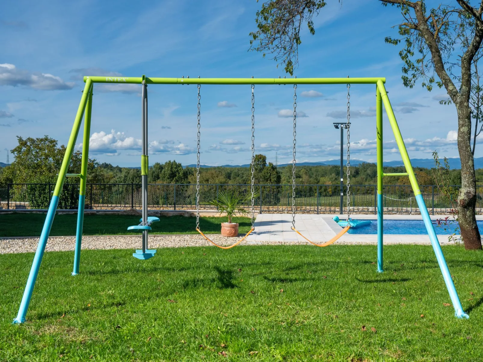 Villa "Francesca" mit Garten, Grill und Pool-Buiten