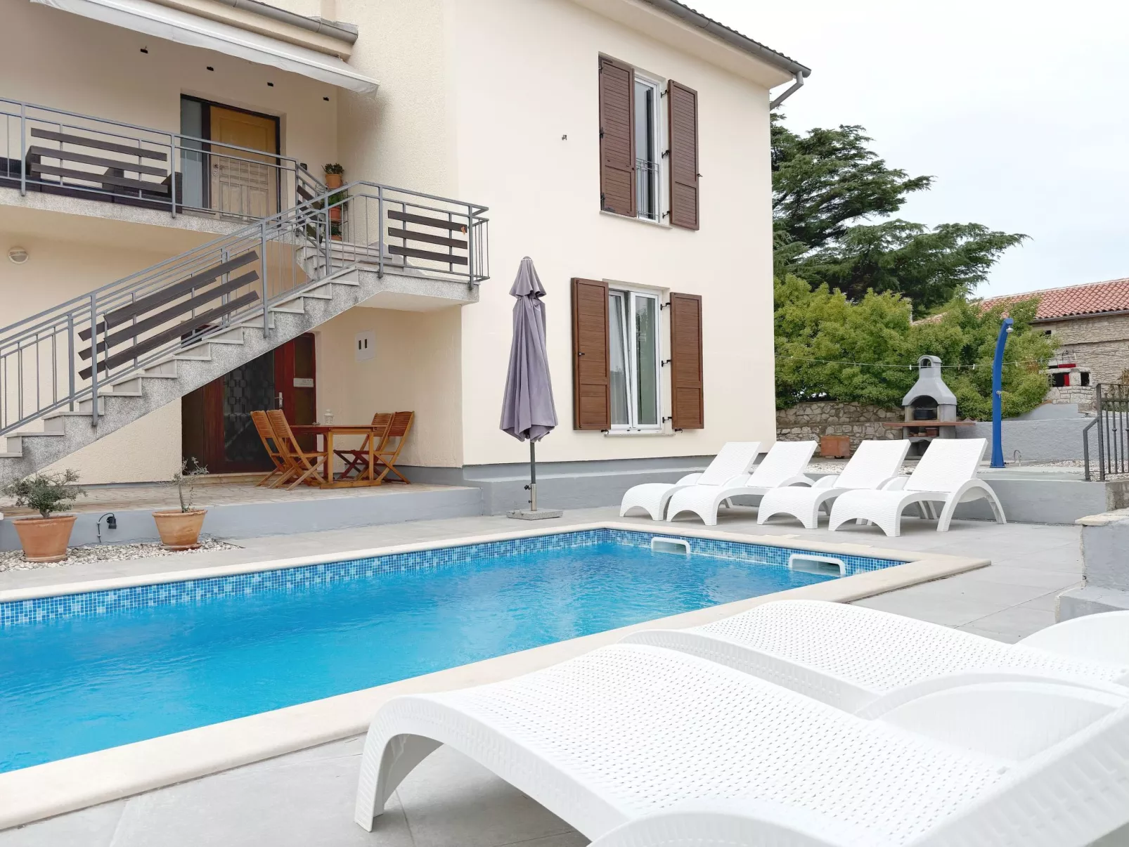 LacoDeLama mini resort - Wohnung Pina mit Pool-Buiten