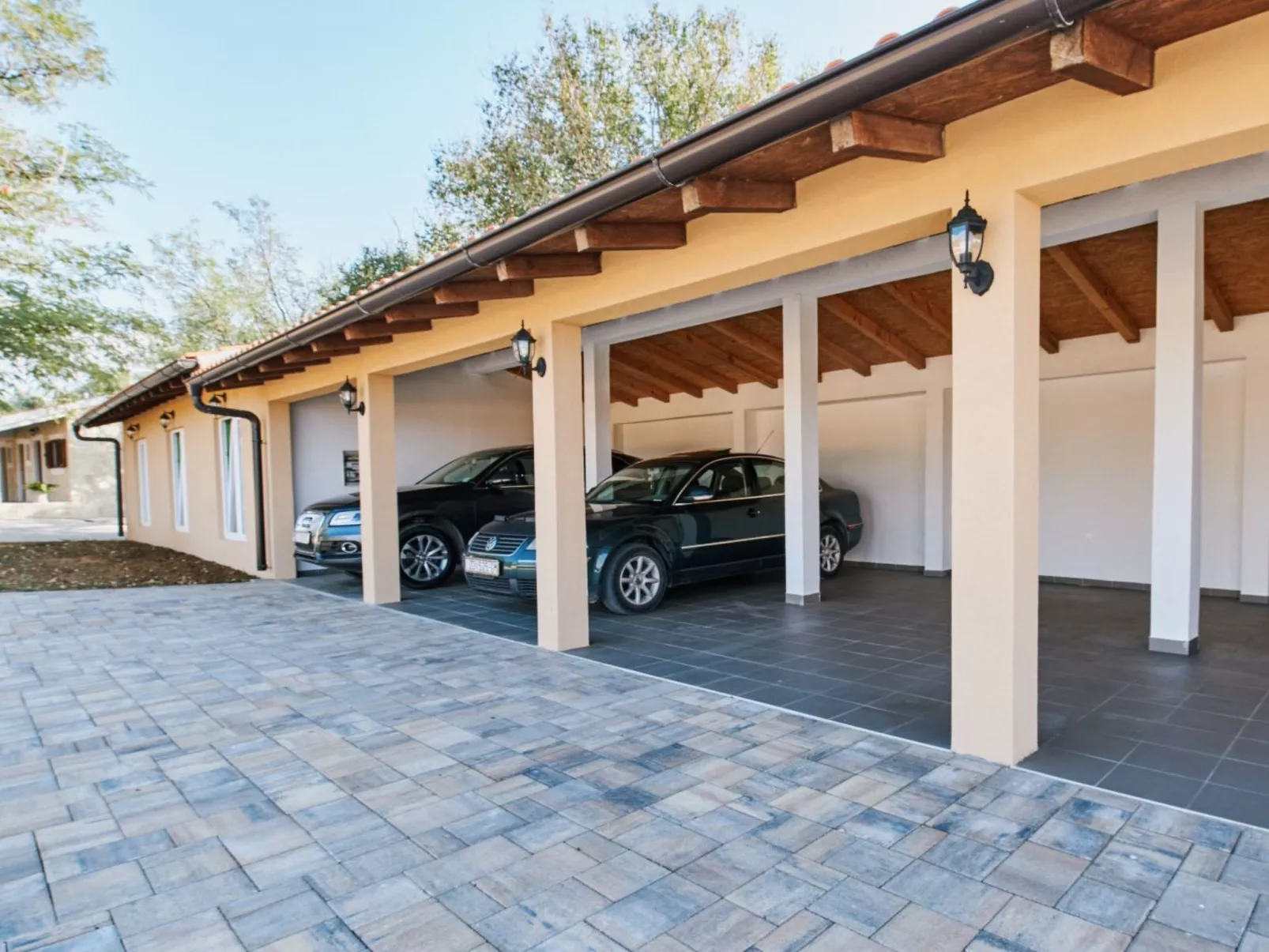 Wunderschöne Villa mit privatem Fitnessstudio und Pool - TA Leut-Buiten