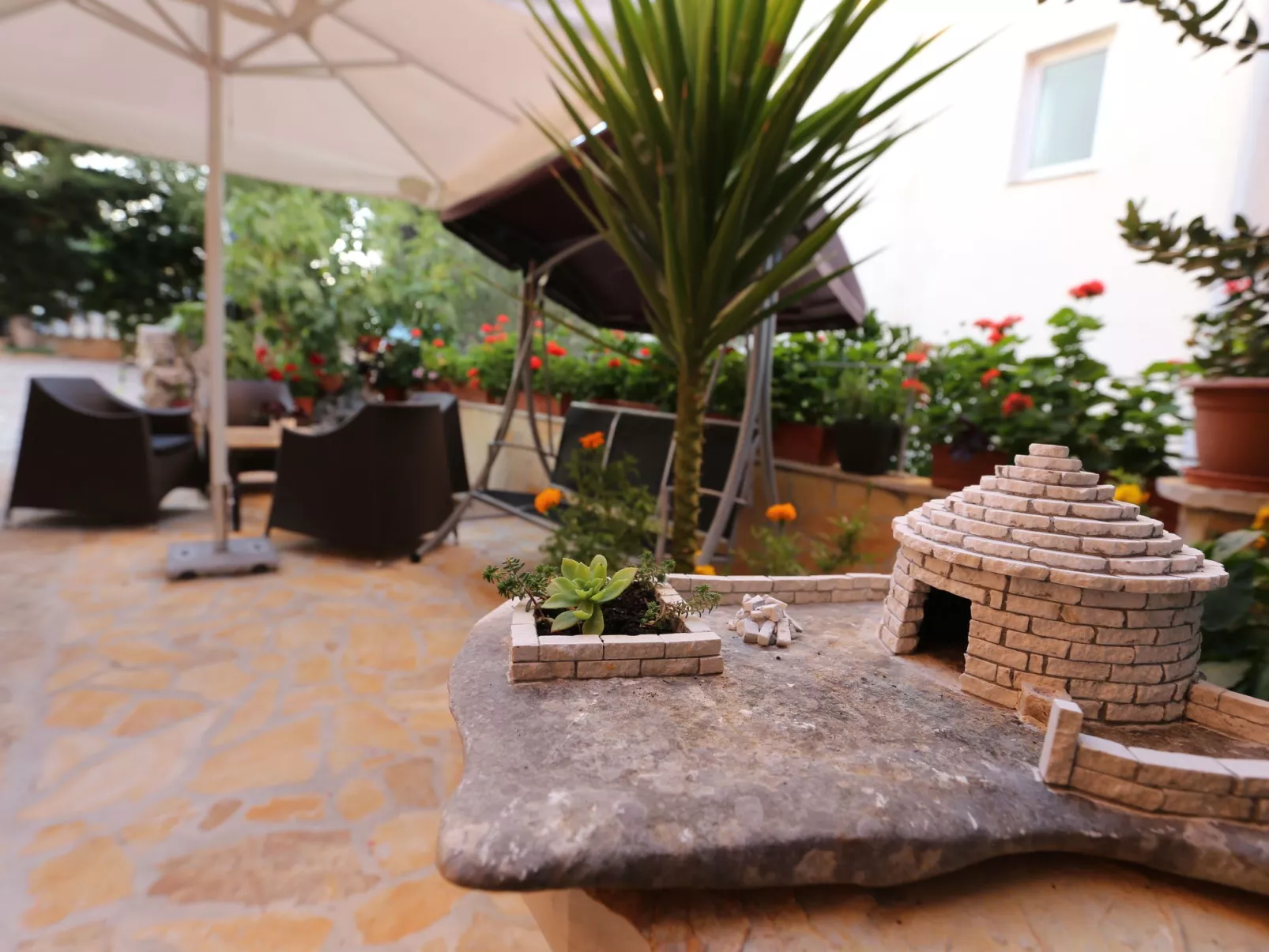 Villa Mediteran, kleine Ferienwohnung mit Balkon-Buiten