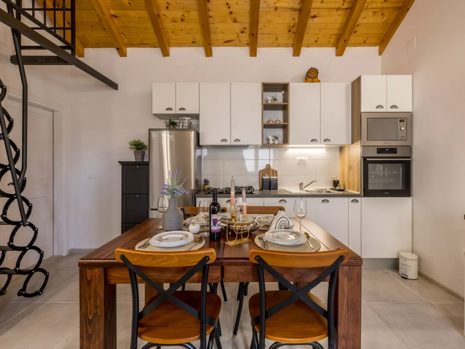 Villa Summertime-Binnen