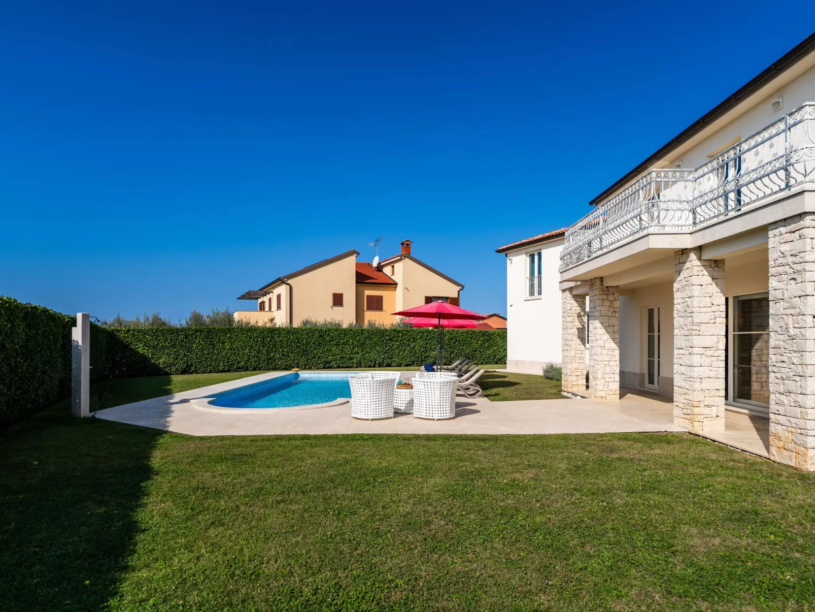 Villa Bincila-Buiten