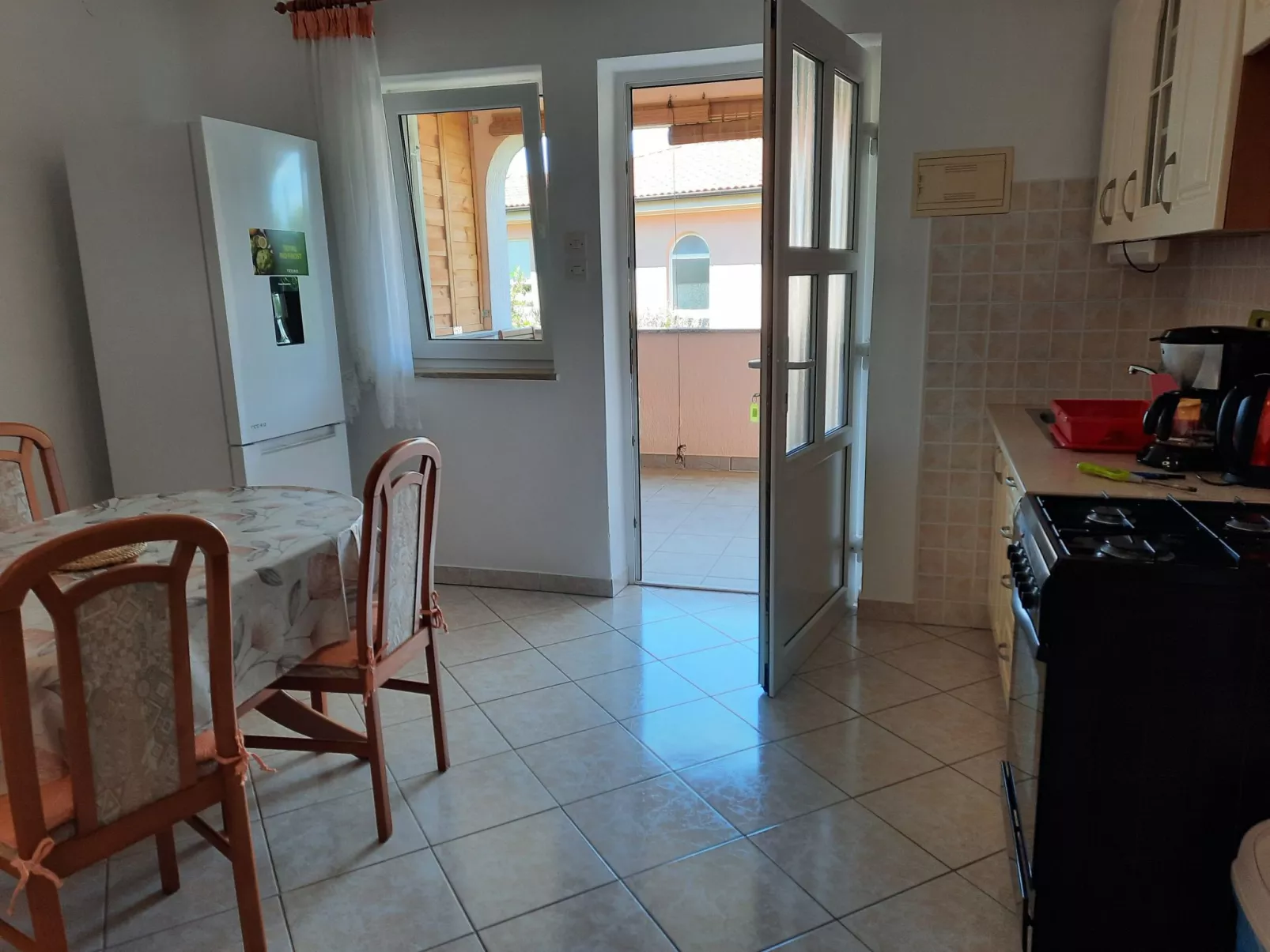 Mit privater Terrasse-Binnen