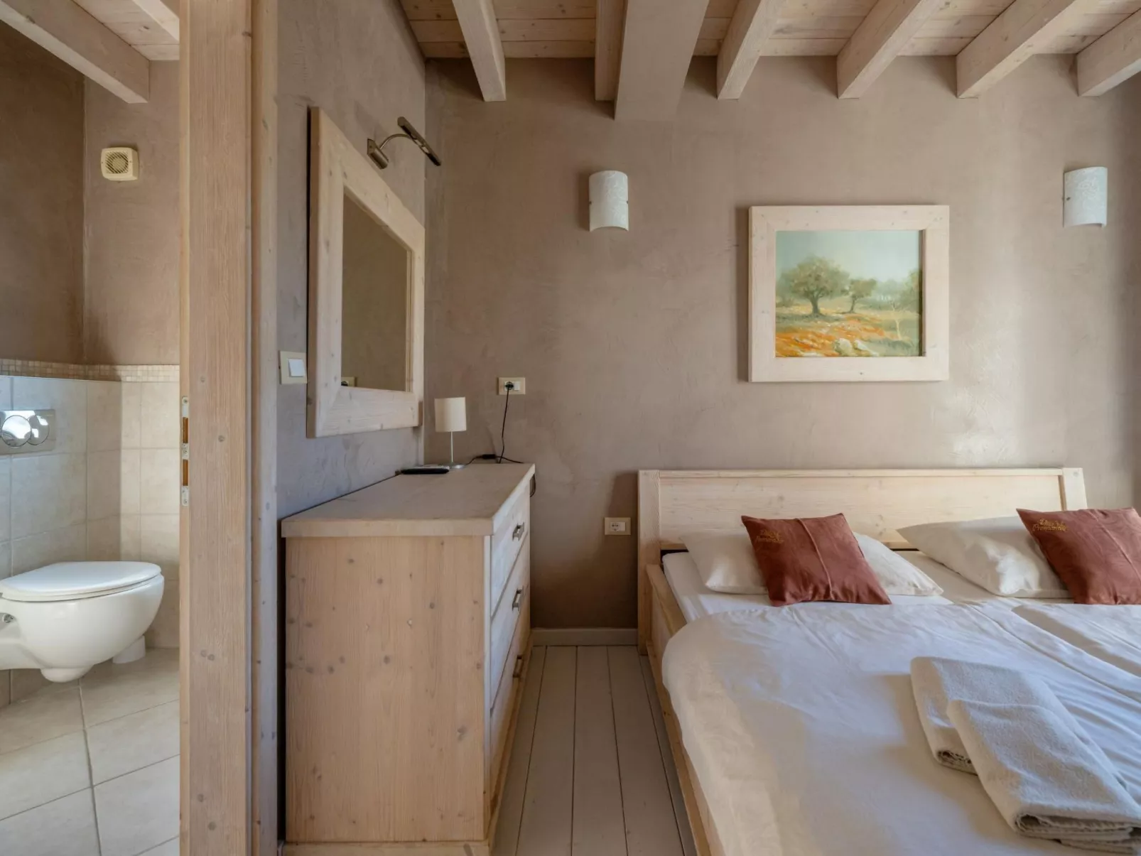 8-Schlafzimmer-Villa Bianca mit Pool, Sauna, Billard-Image-tags.info