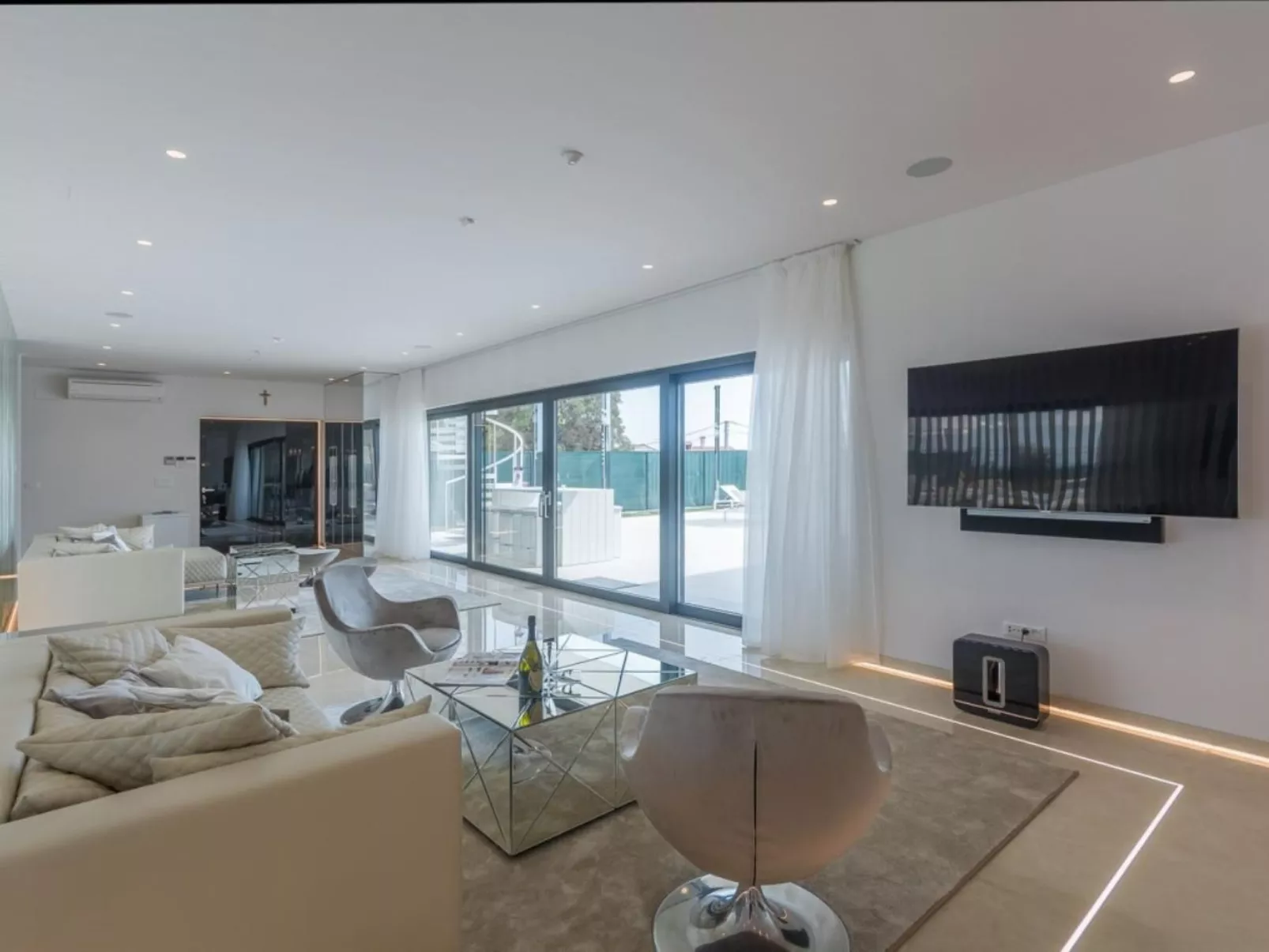 Villa Gabrijela für 10 Personen in Valentići-Binnen