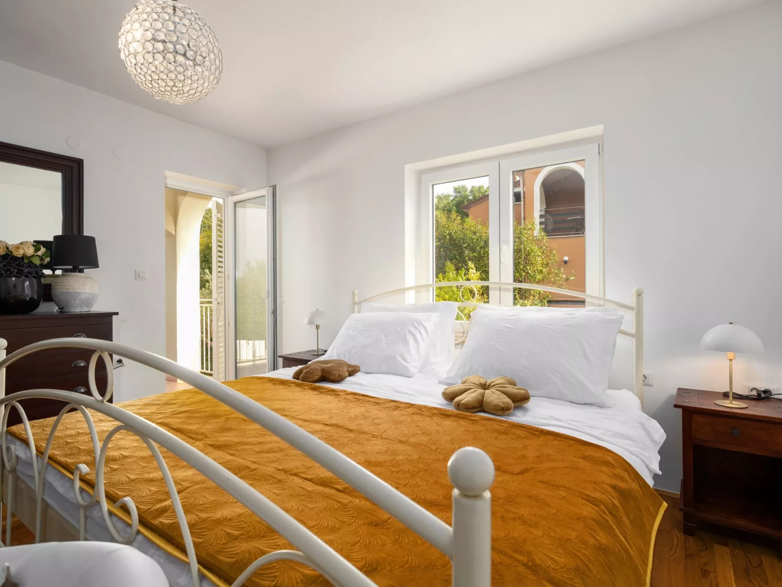 Villa Sunset Garden-Binnen