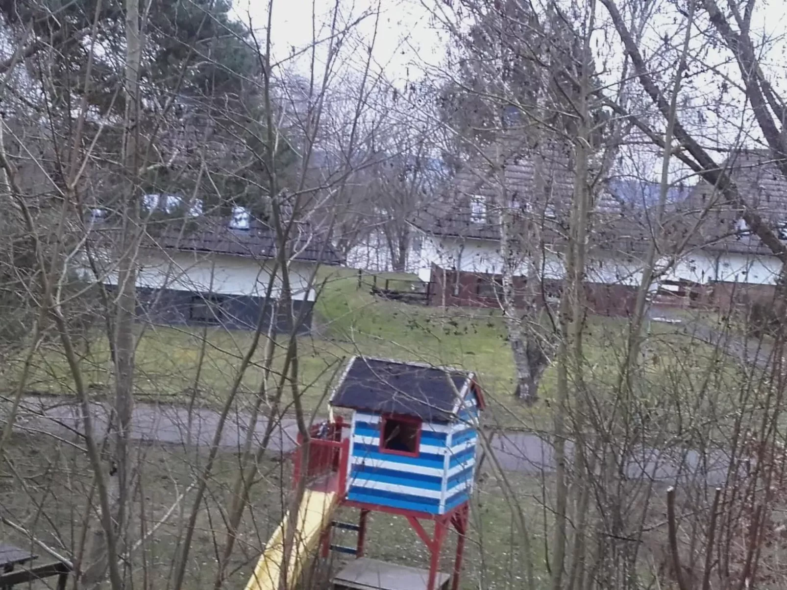 Familienfreundliches Ferienhaus in Frielendorf-Image-tags.info