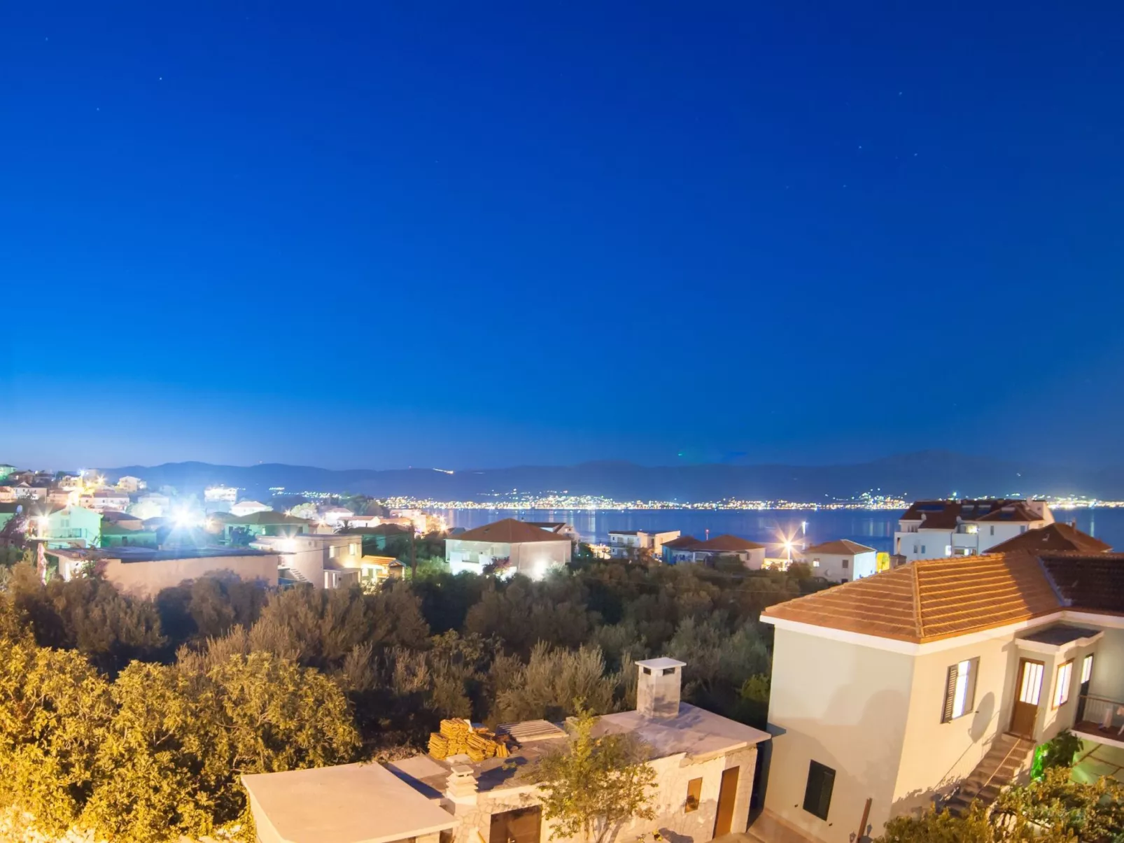 Mirjana mit Parkplatz-Image-tags.info