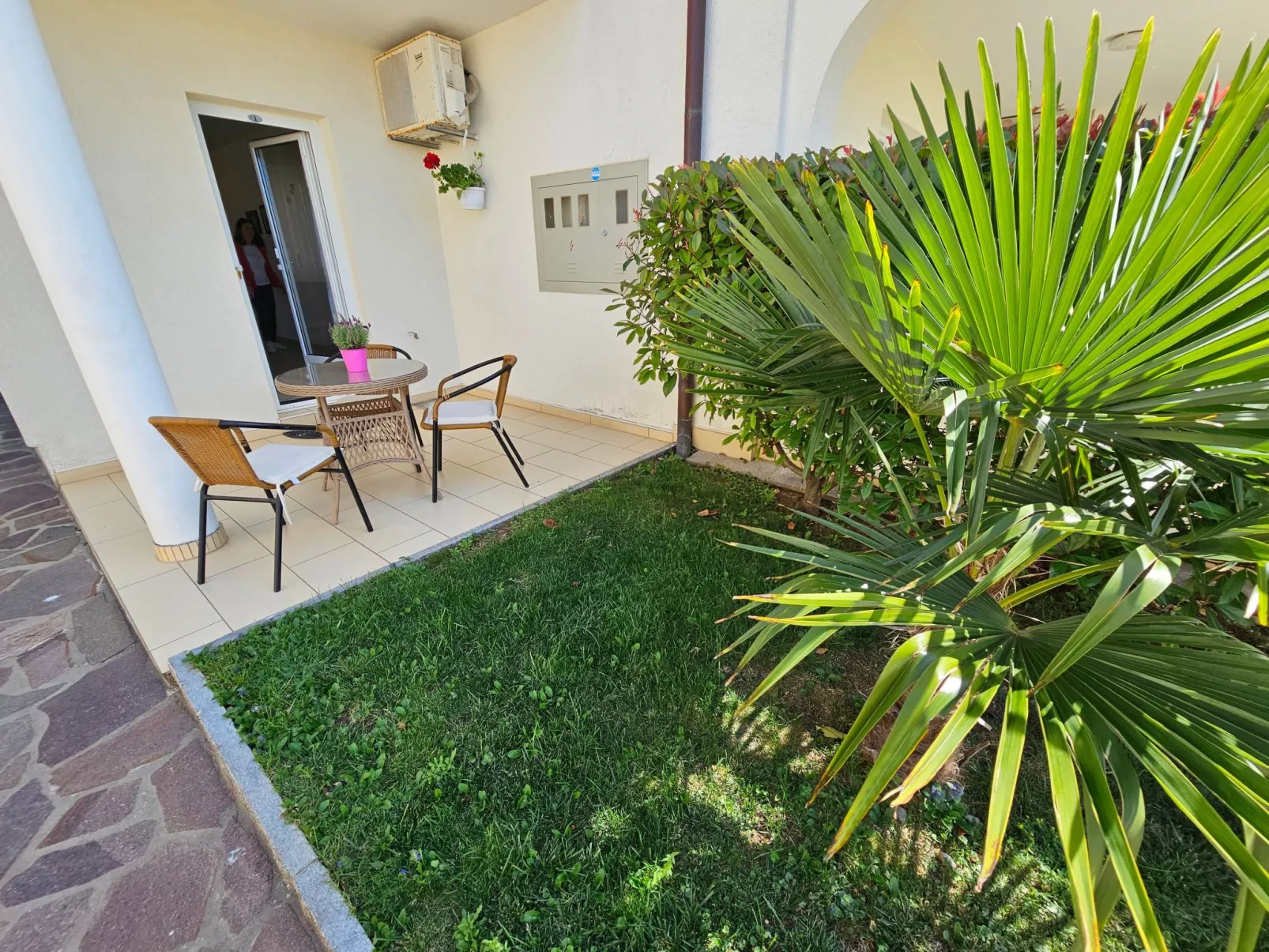 Wohnung für 3 Personen mit Terrasse-Buiten