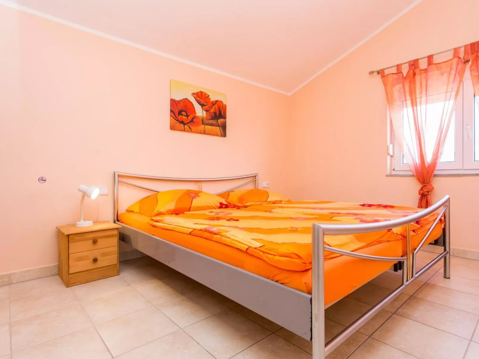 Petra-Image-tags.info