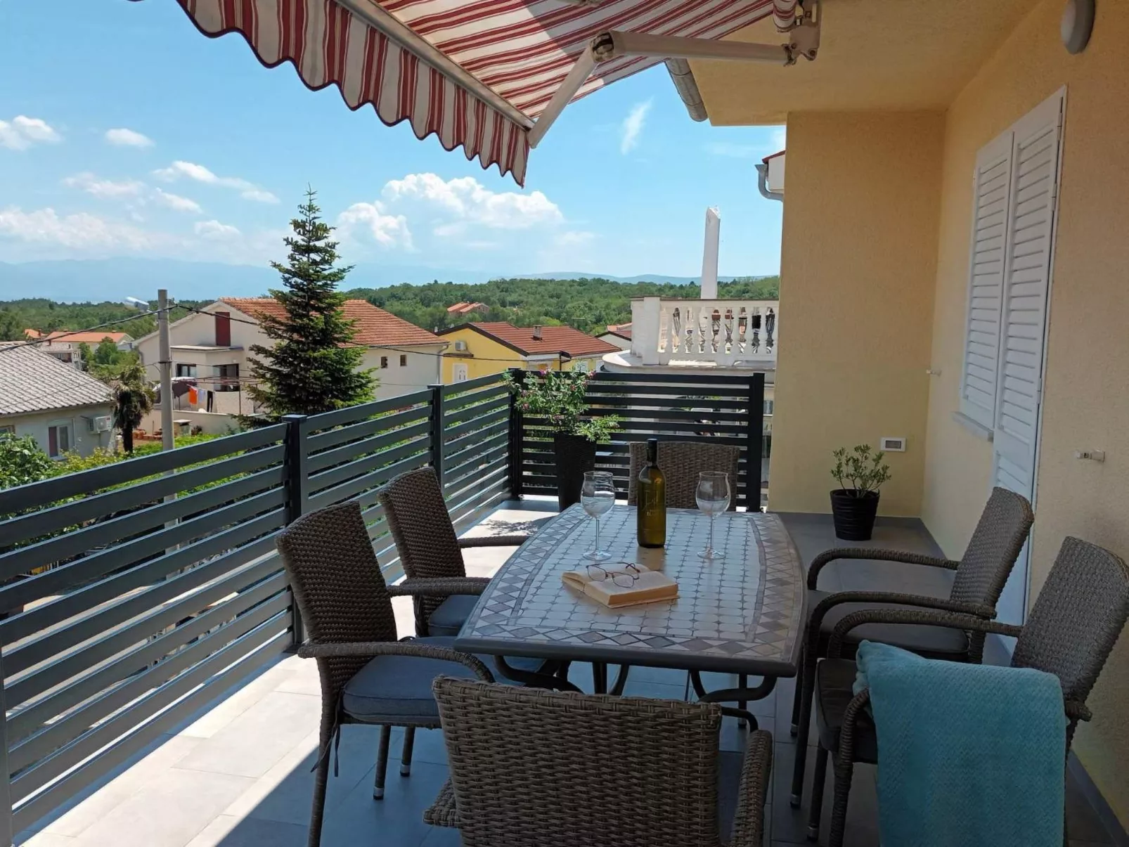 Moderne Wohnung Grzetic-Buiten