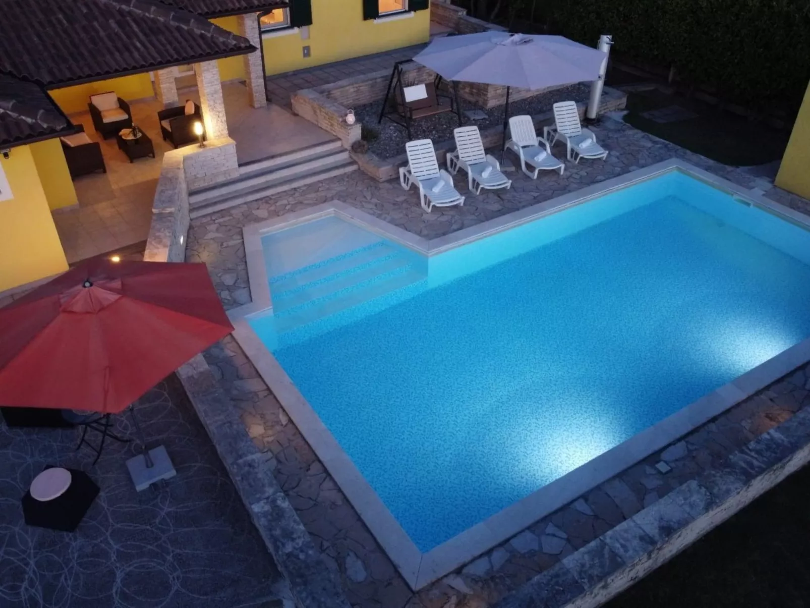 Villa für 10 Personen mit großem Garten - TA Leut-Buiten