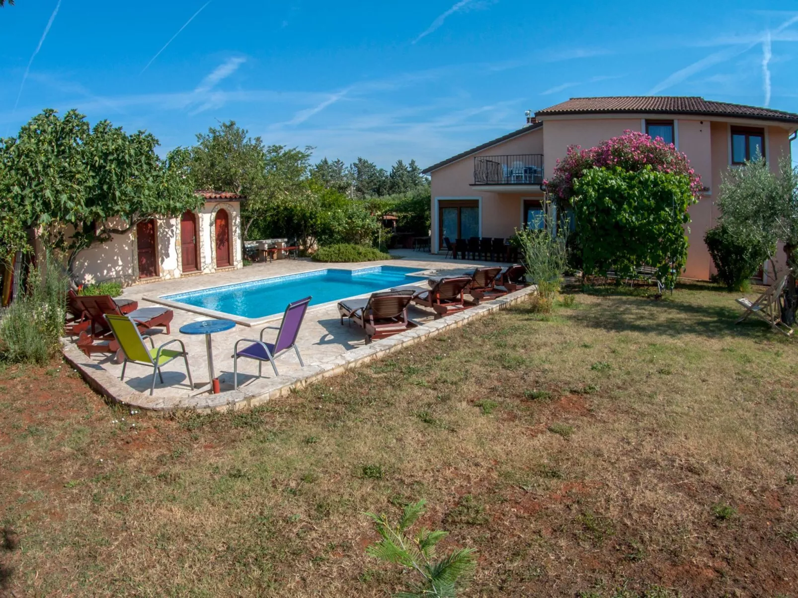 Erdgeschosswohnung für 7 Personen-Buiten