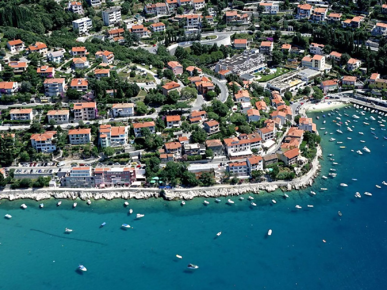 Vollständig freistehendes Haus mit schönem Garten-Buiten