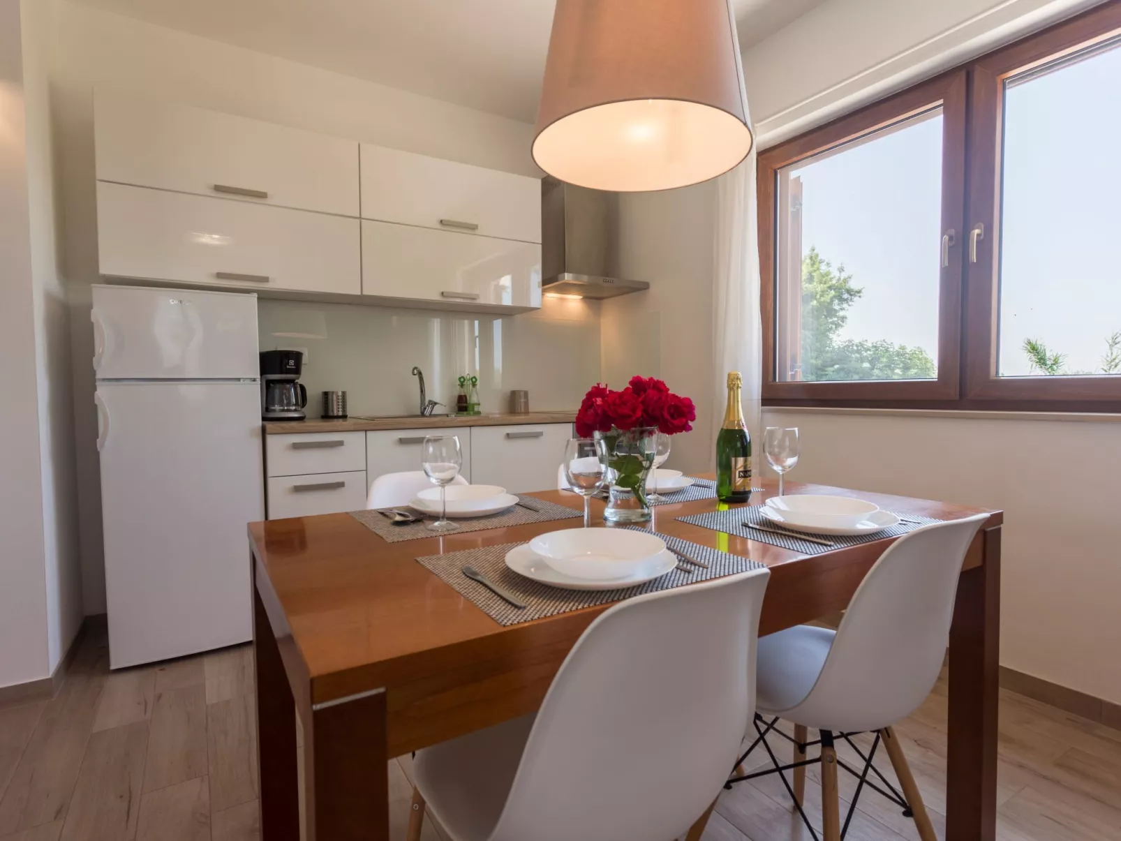 Haus Nina mit beheiztem Schwimmbad-Binnen