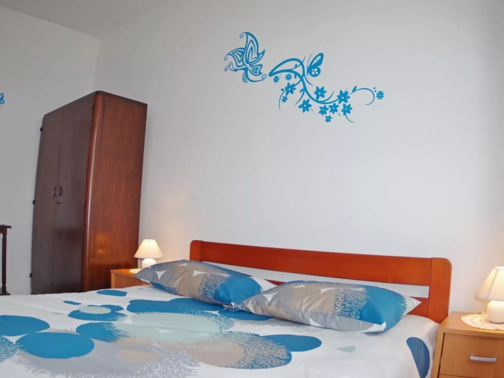 Im Dorf Peresiji-Binnen