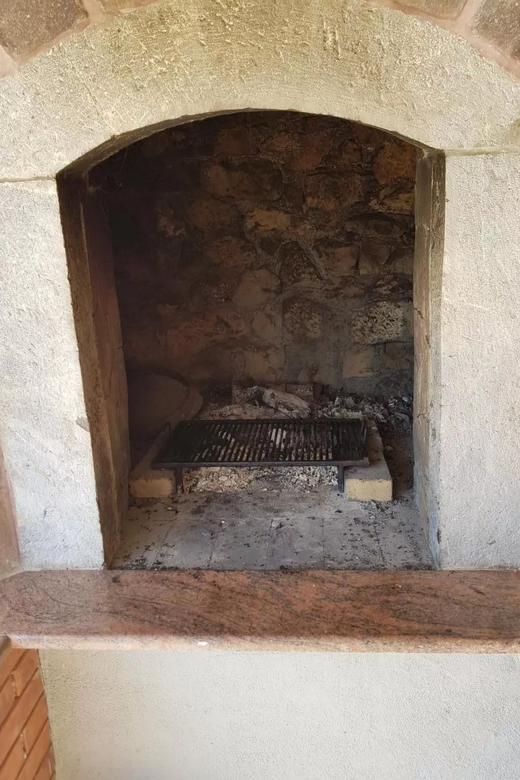 Villa Ella, traditionelles mediterranes Steinhaus-Buiten