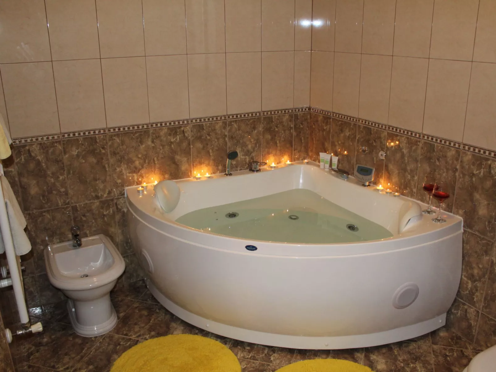 Gemütliches Ferienhaus mit Terrasse und Meerblick-Binnen