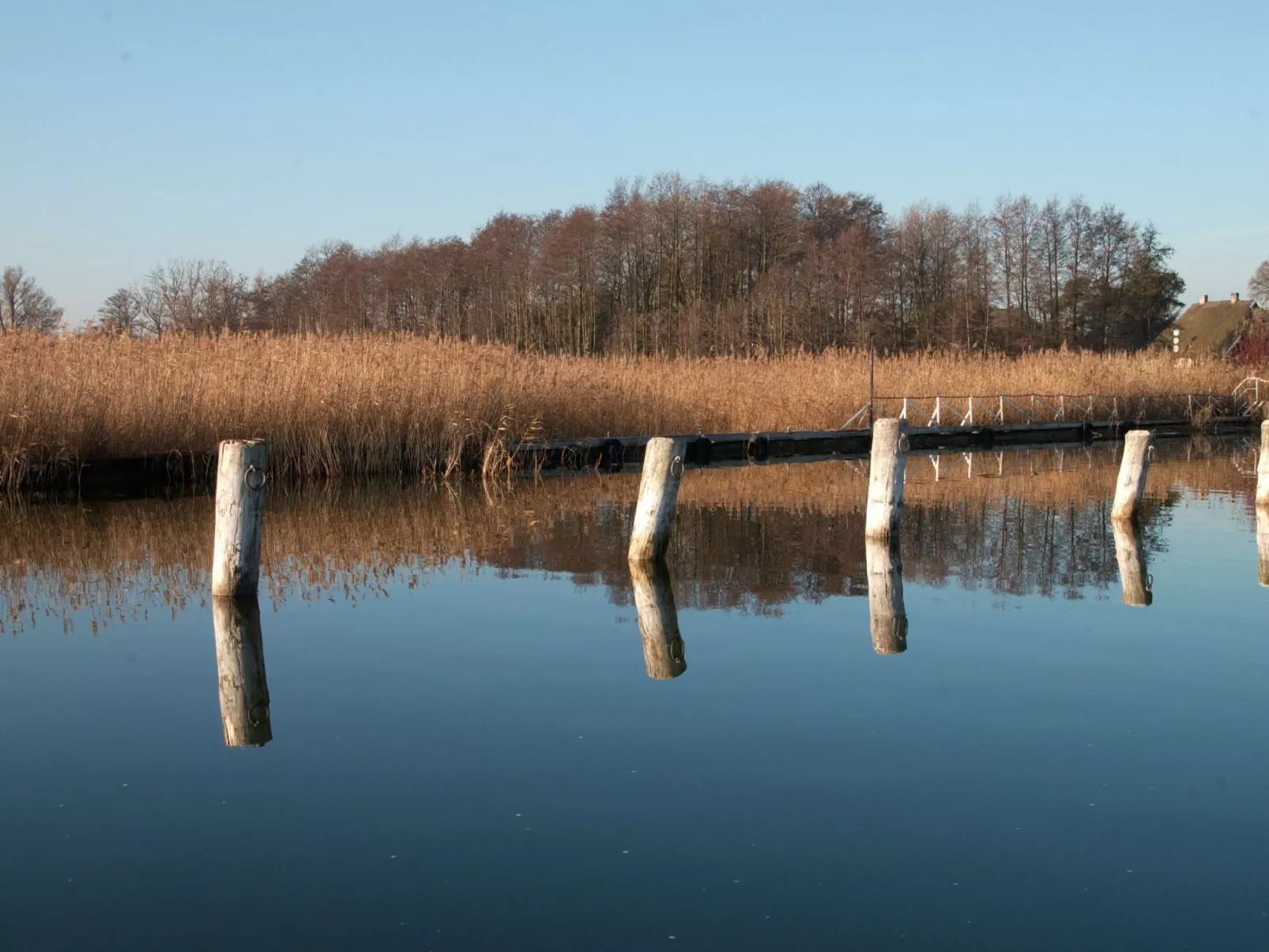 Admiral's Cor. Gulet-Buiten