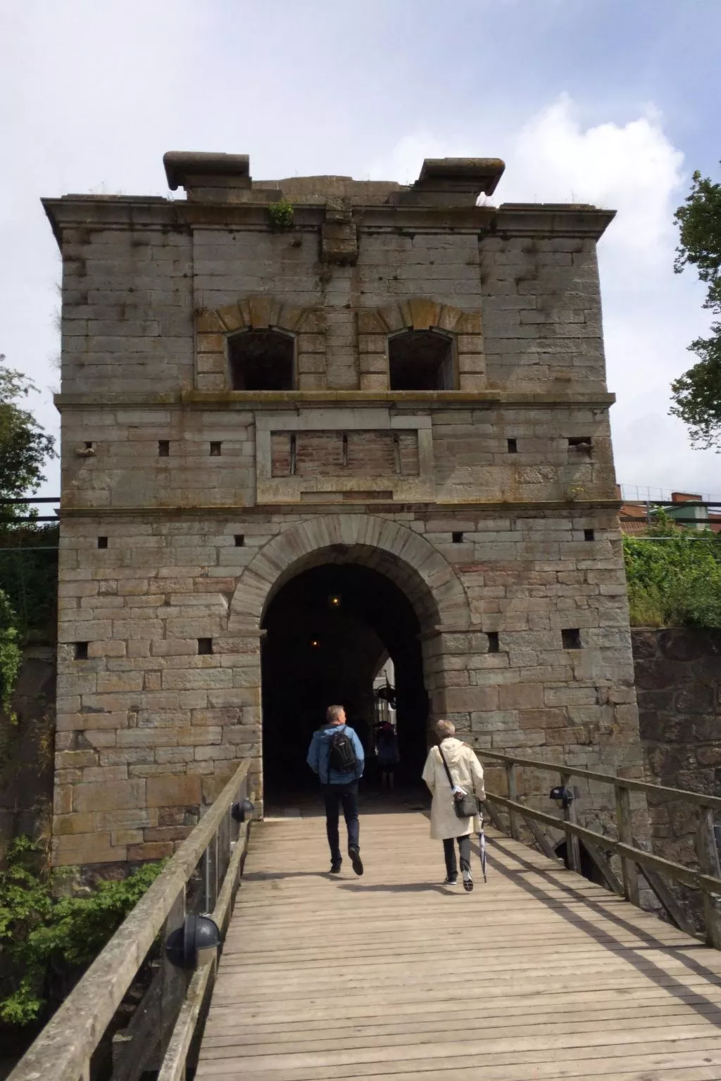 In Drag mit Möblierter Terrasse-Buiten