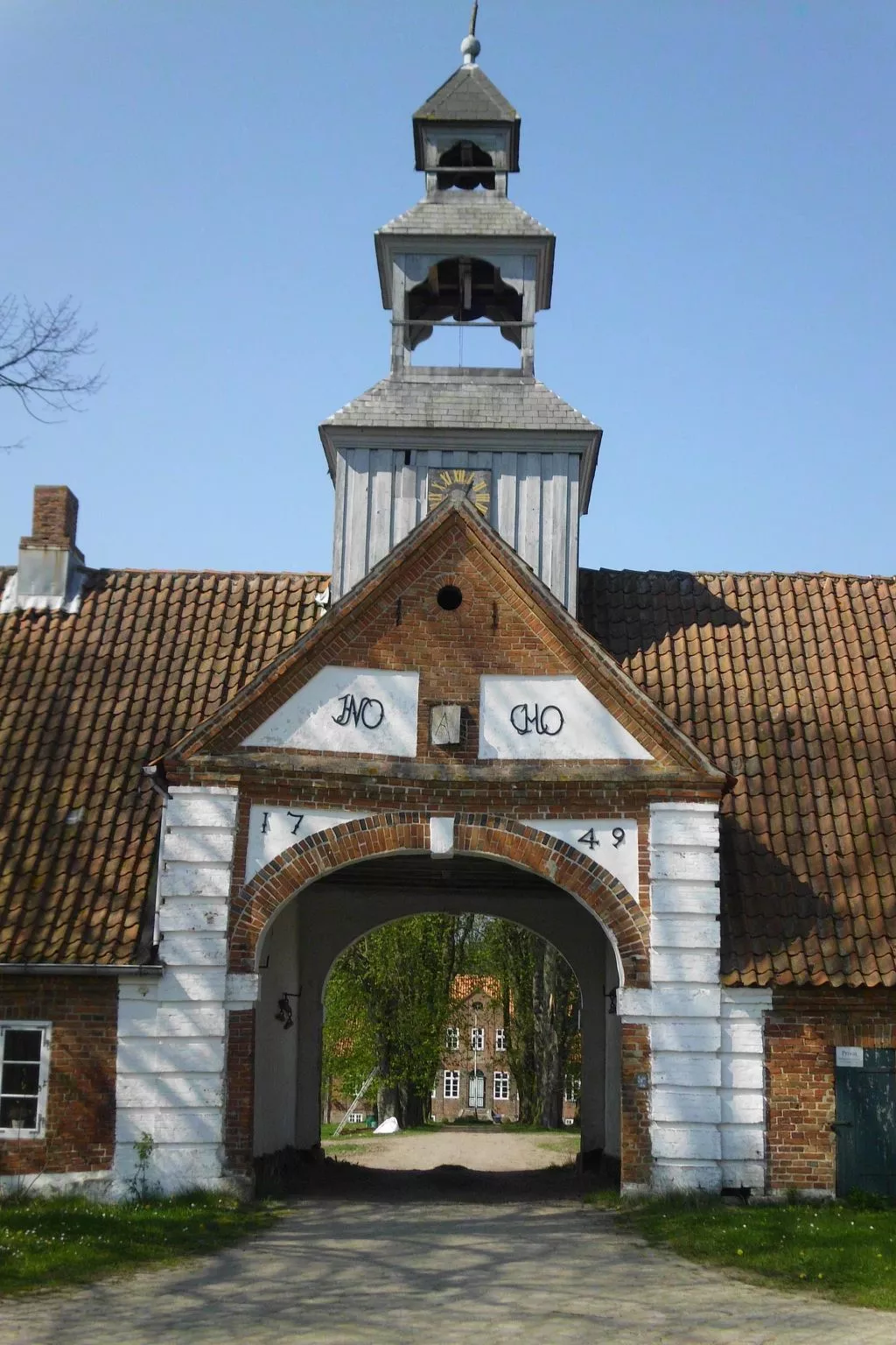 Charmante Fewo mit Großem Balkon-Image-tags.info