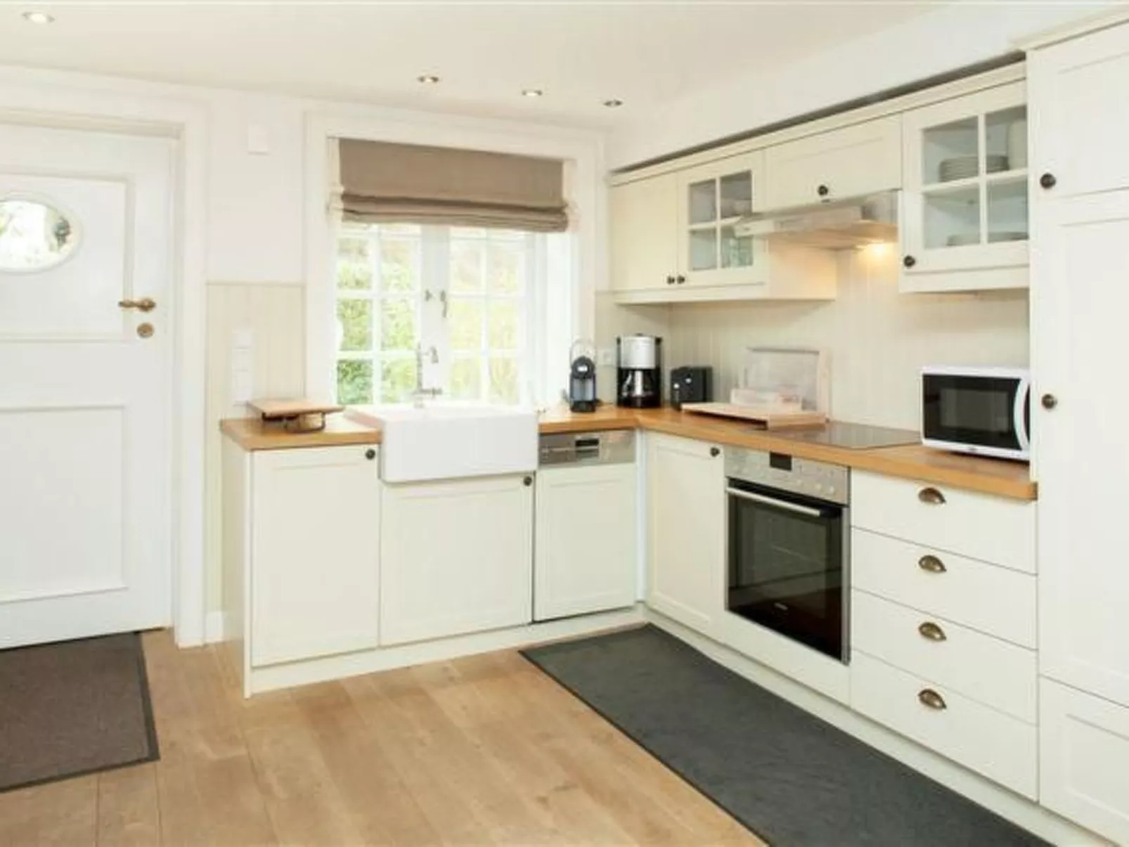 Luxuriöses Apartment in Reetdachhaus-Binnen