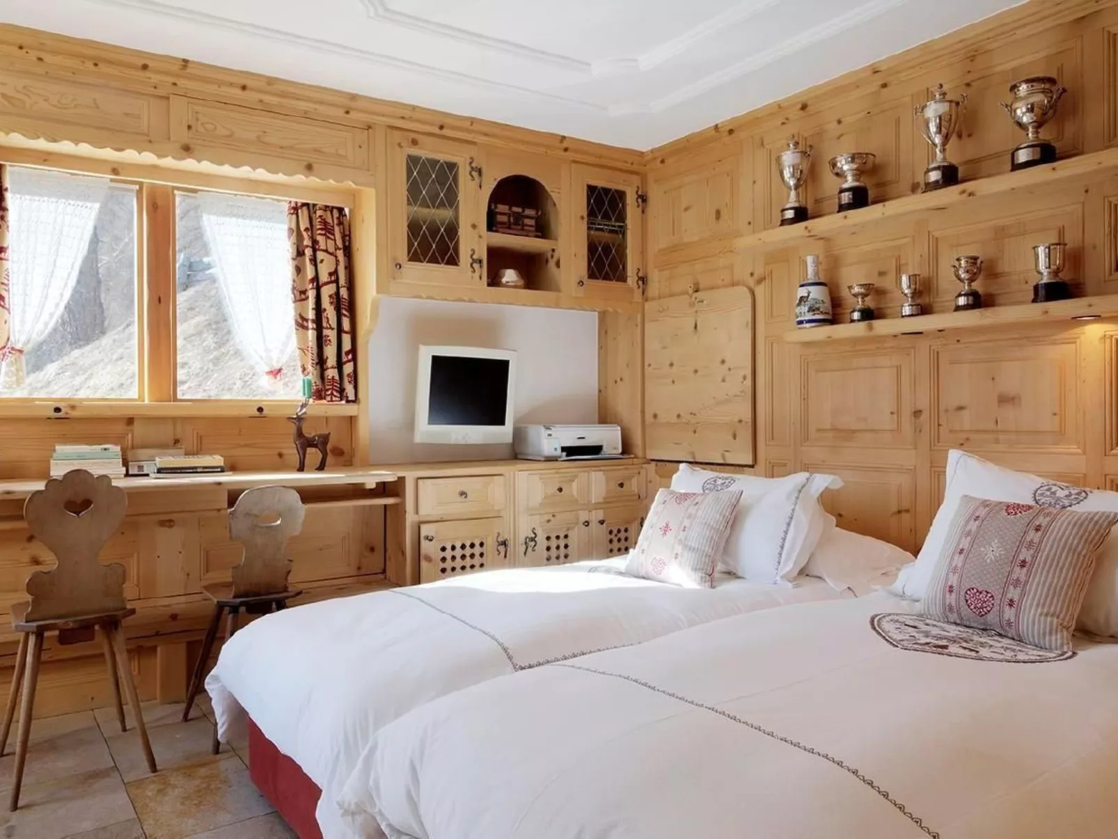 Chesarina Chalet-Binnen