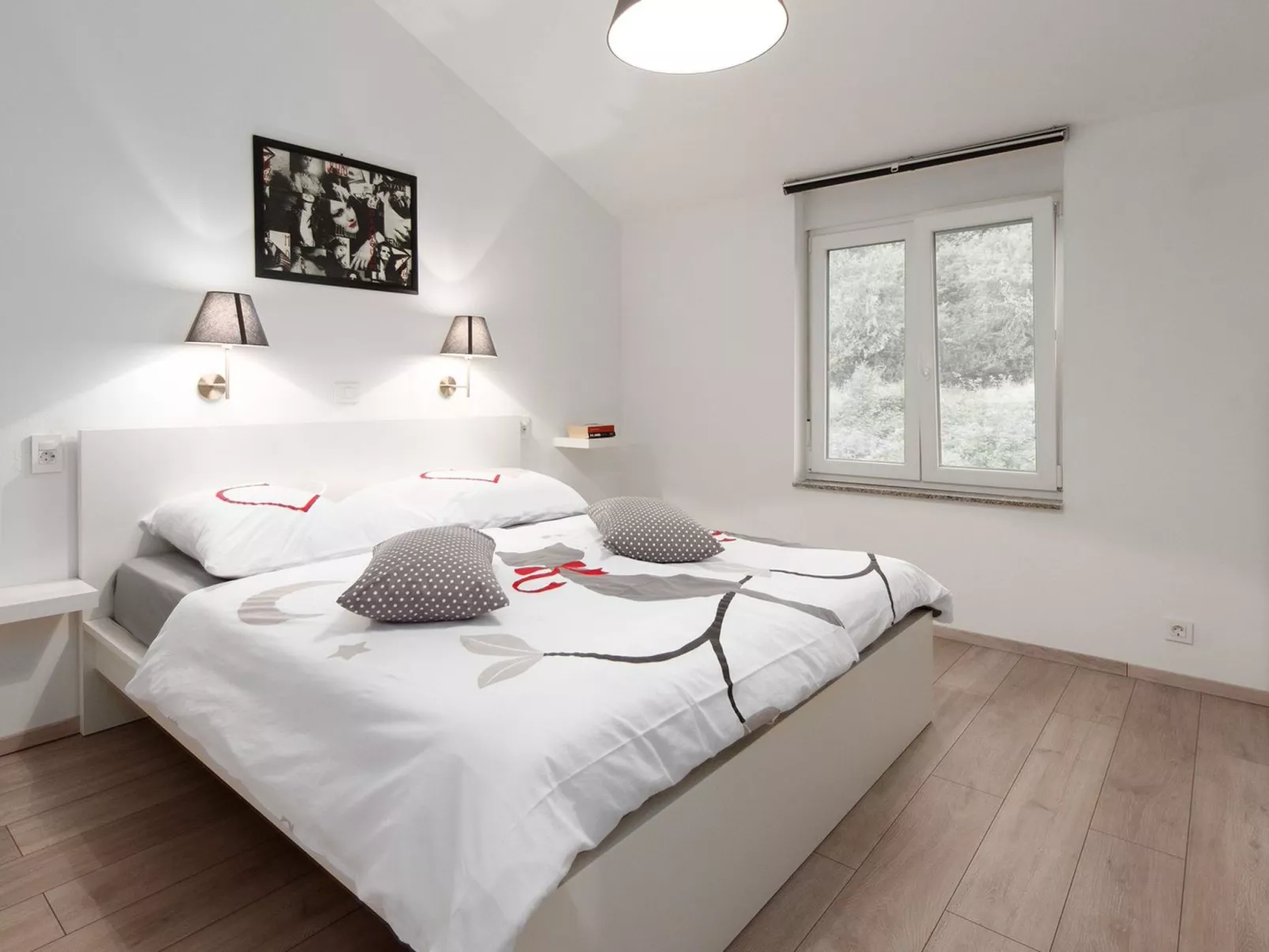 Mit Garten, Grill und Terrasse-Binnen