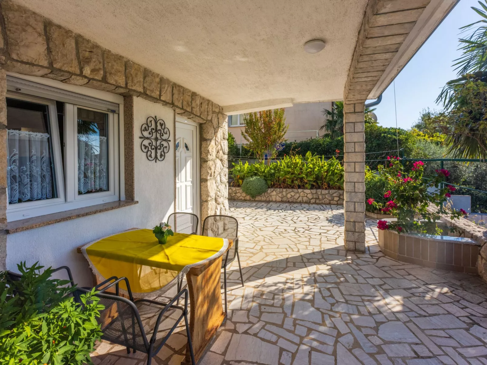 Wohnung in Crikvenica, nahe Sandstrand-Buiten