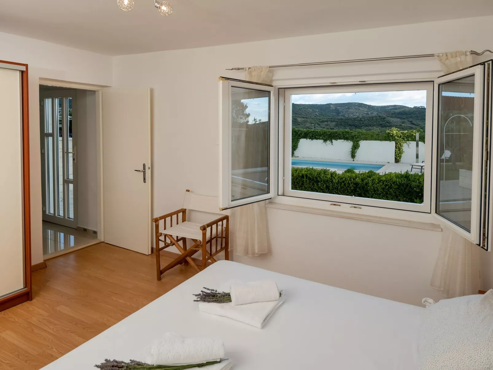 Finca mit Garten, Grill und Terrasse-Binnen