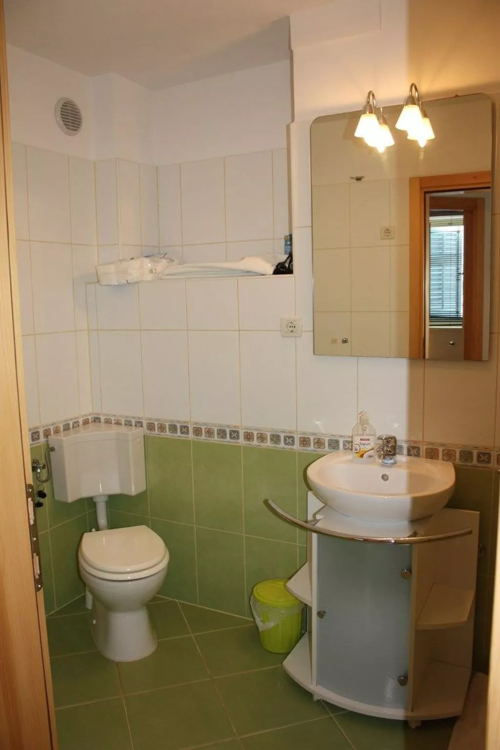 App Nirvana mit Garten in der Altstadt von Vrsar-Binnen