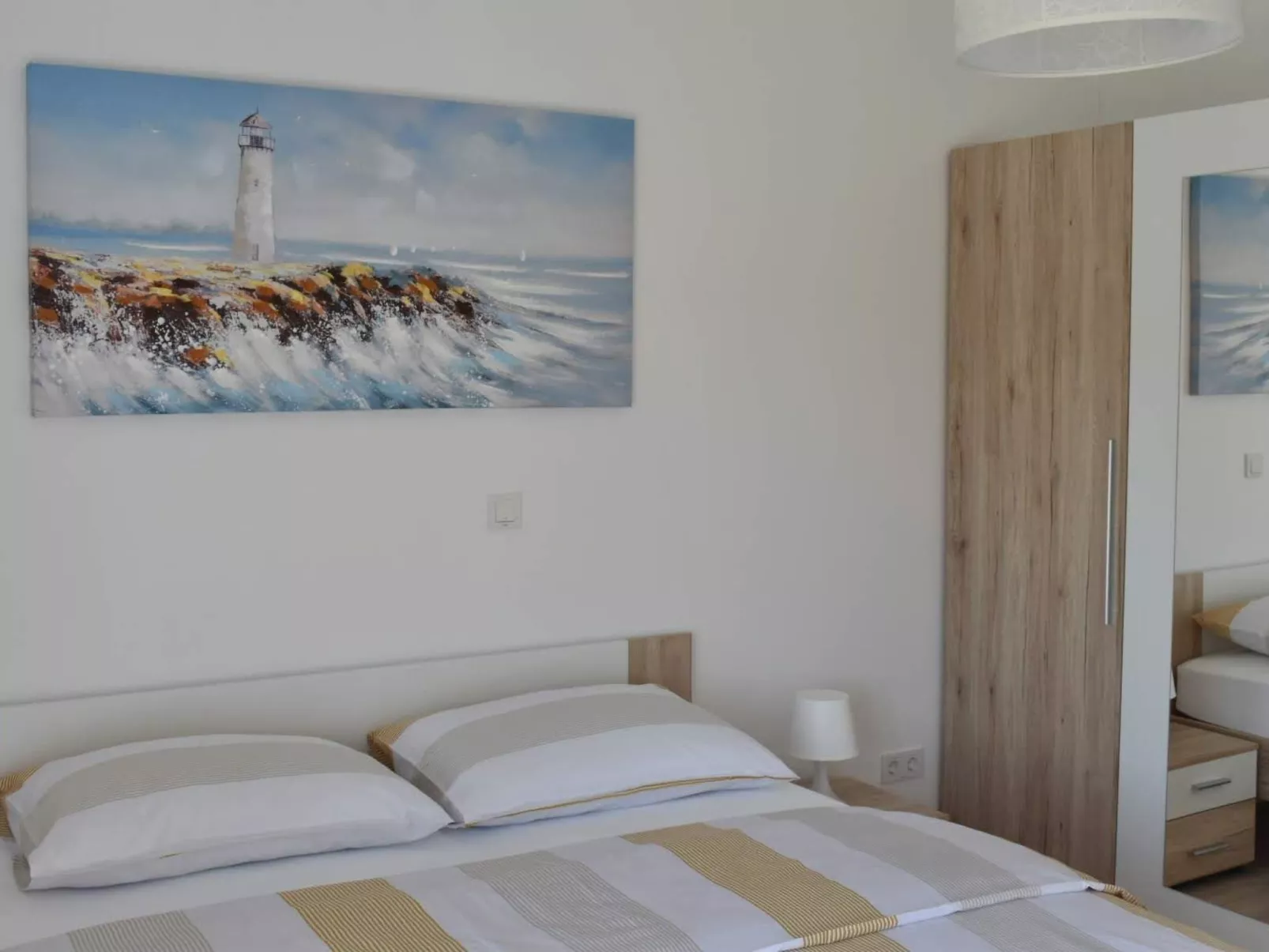 Für 8 Personen ca. 120 m&sup2; in Dubrava, Dalmatien (Gespanschaft Split-Dalmat-Binnen